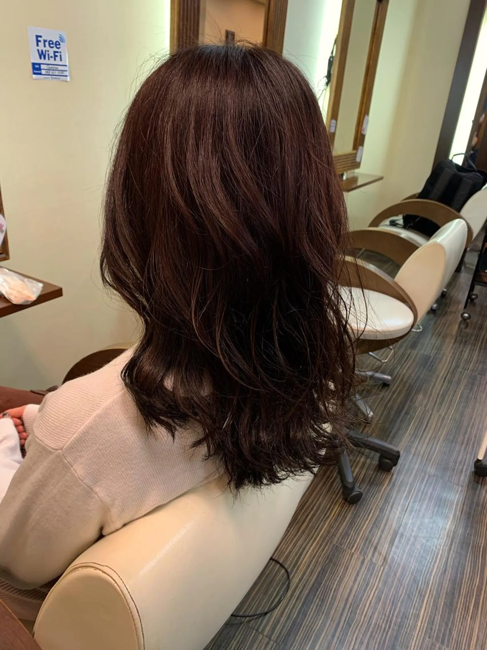 セミロング カラー ヘアアレンジ 美容室soi所属・石田 凱土のヘアスタイル