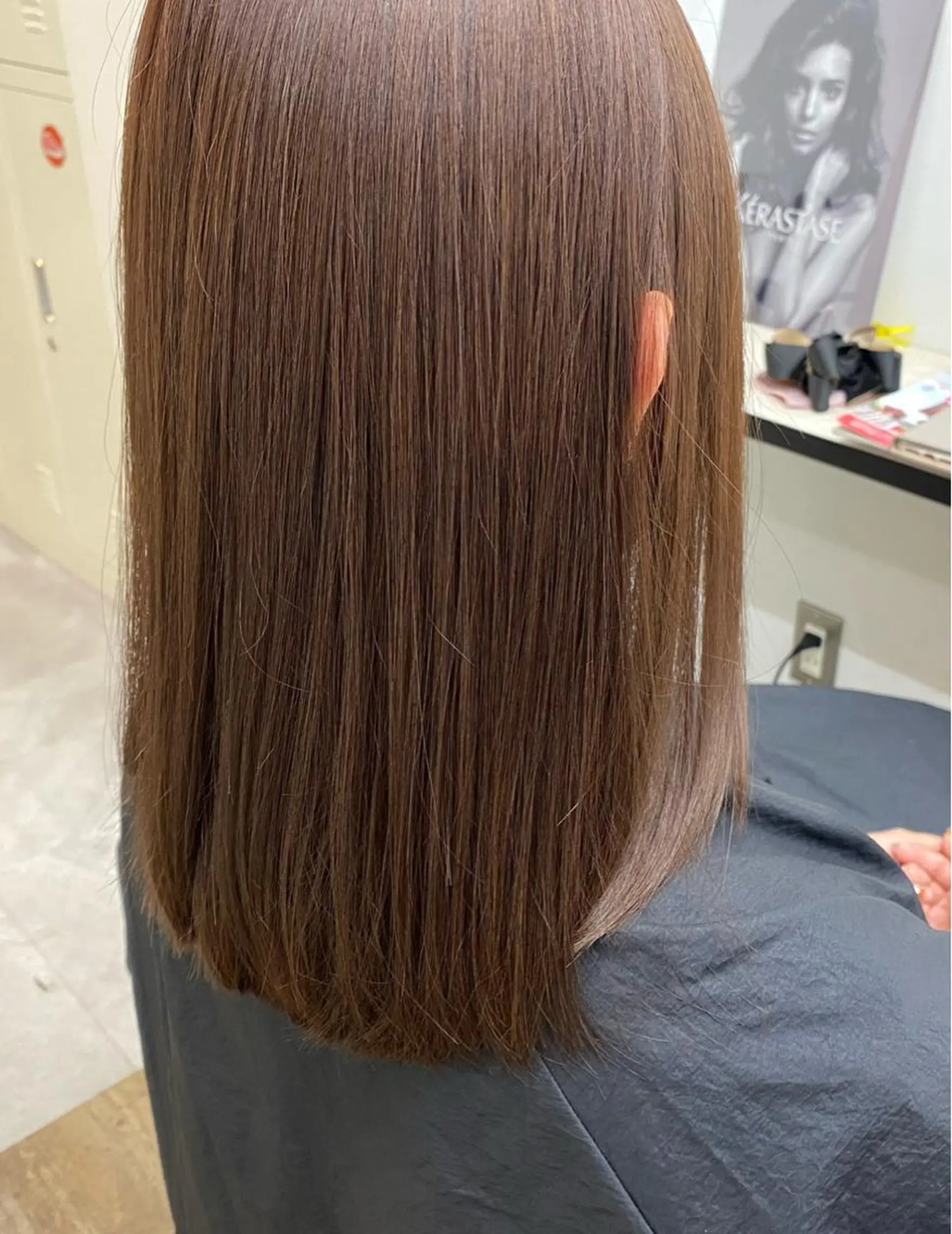 ミディアム カラー ベージュカラー louwe 武藤幸世のヘアスタイル