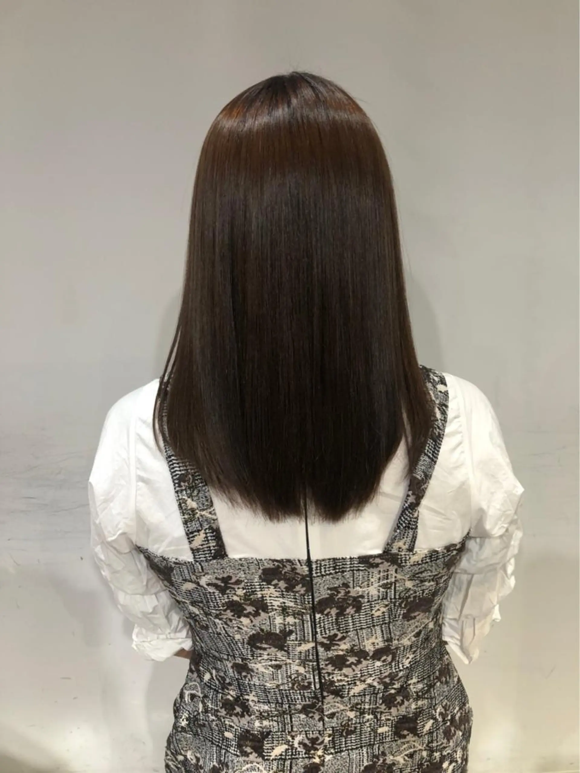 セミロング 髪質改善 ikeda shioriのヘアスタイル