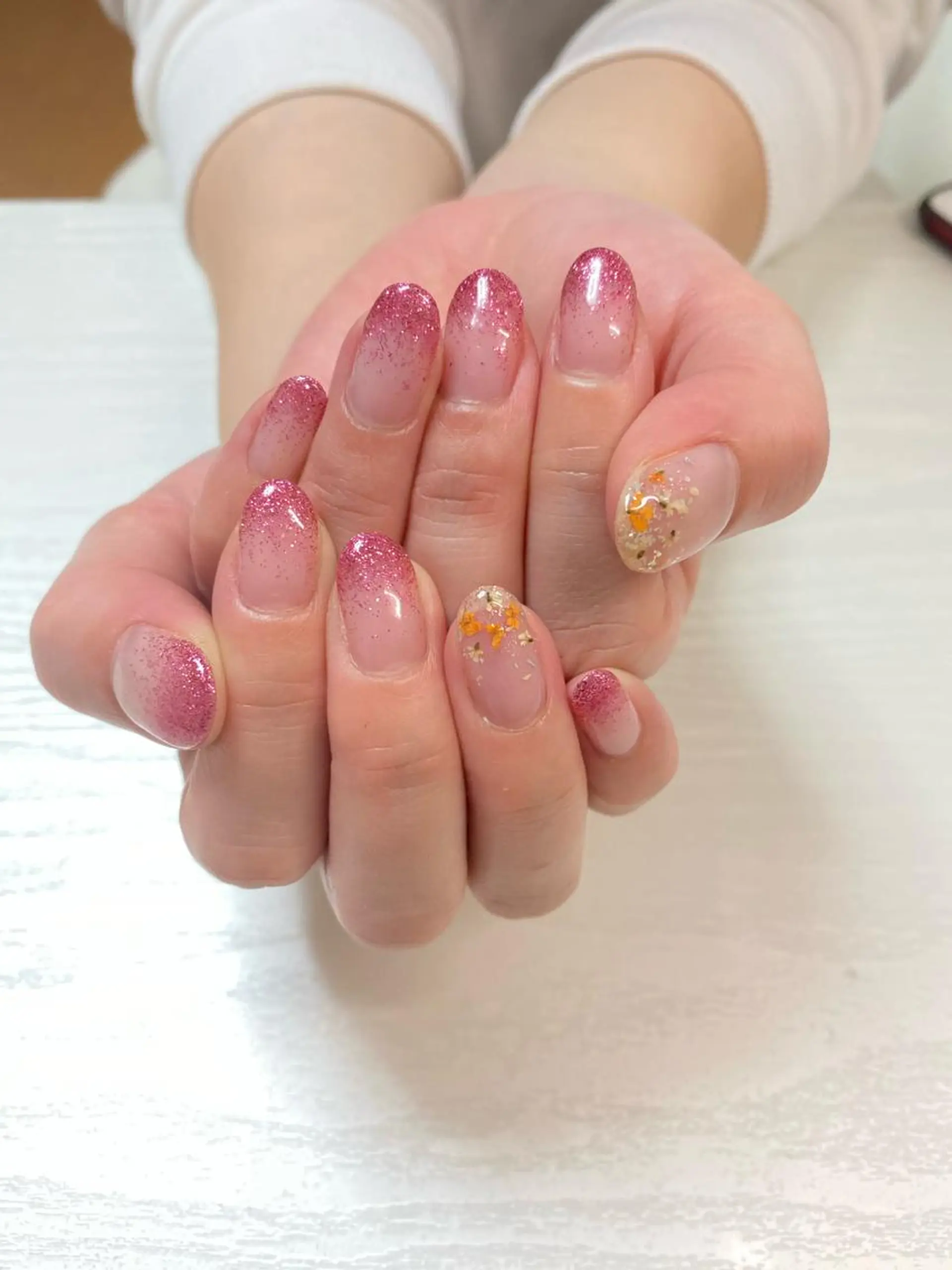 ネイル ラメ(グリッター) ラメグラデーション eyelash & nail AN所属・eyelash & nail ANのマツエク・マツパデザイン