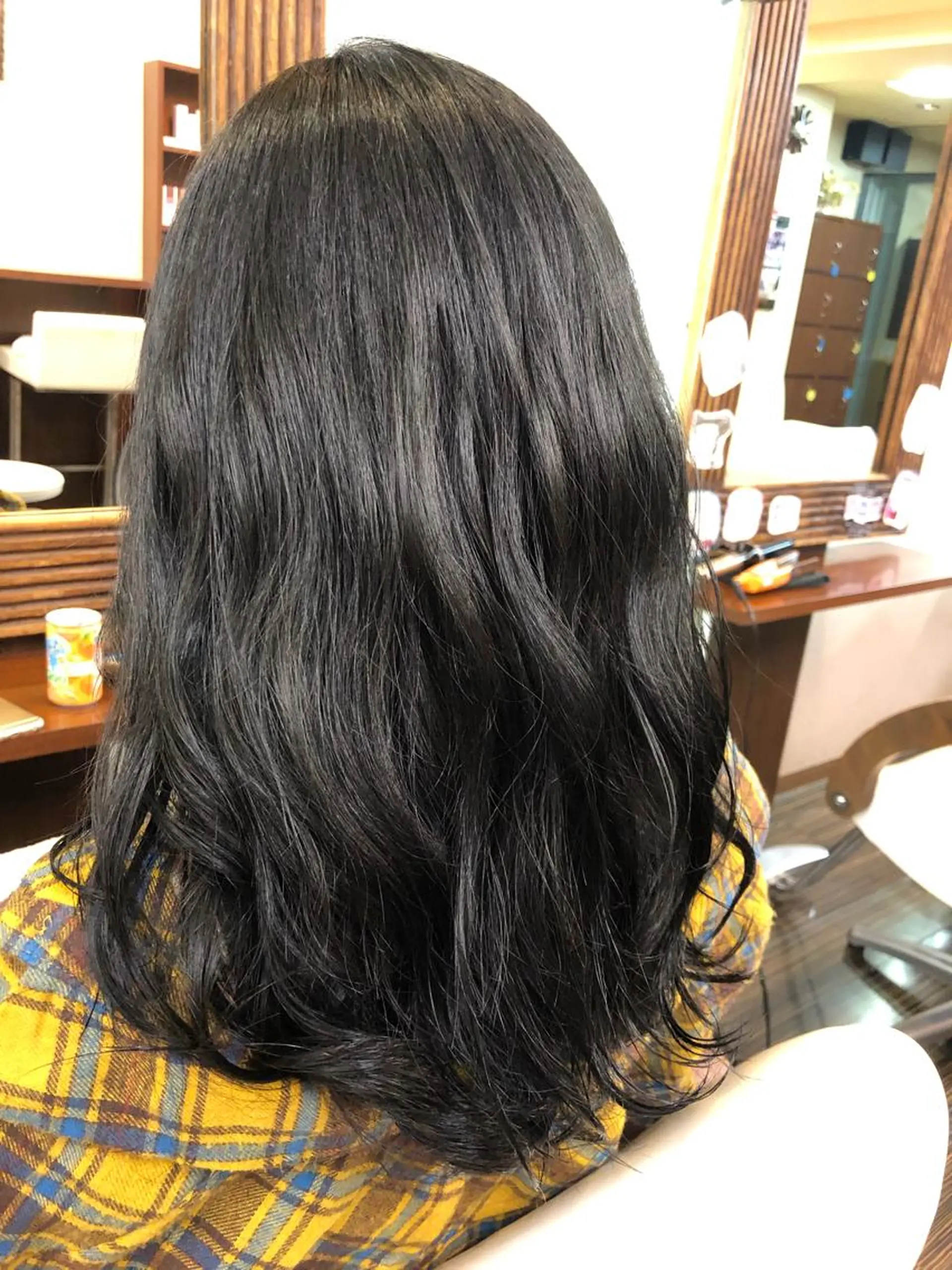 セミロング カラー カット ヘアカラー トリートメント 加藤 瑠美のヘアスタイル