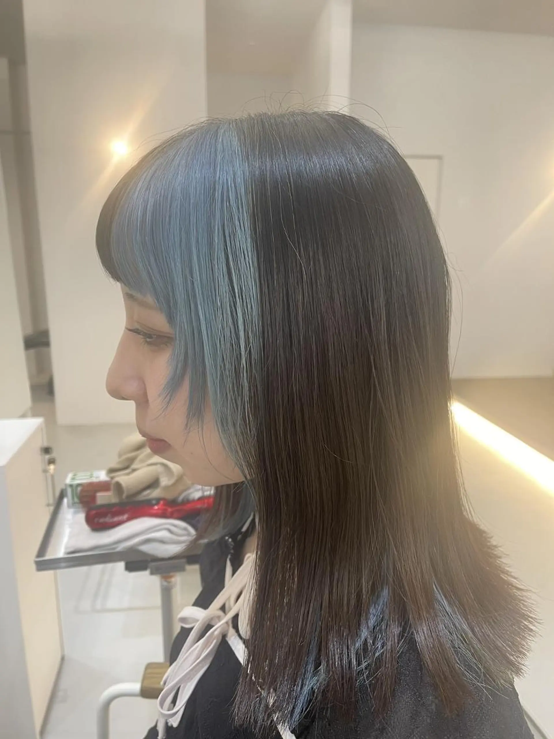 カラー ハイトーン/艶髪/ 暗髪/韓国/sanaのヘアスタイル