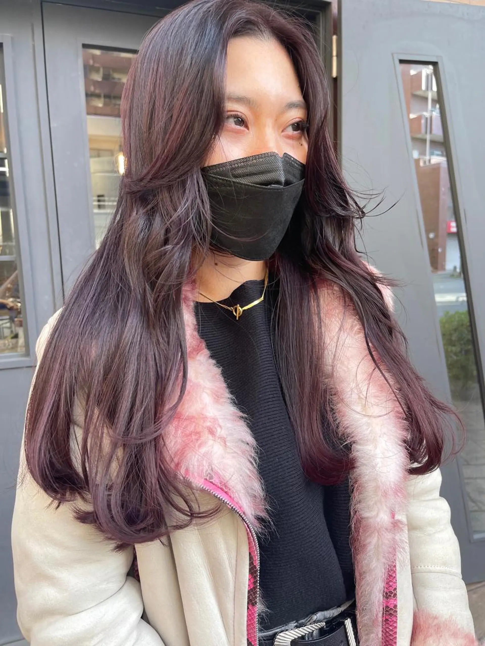 ロング カラー ピンクカラー レッドカラー ロング トリートメント ヘアカラー ROCCOeast Rukaのヘアスタイル