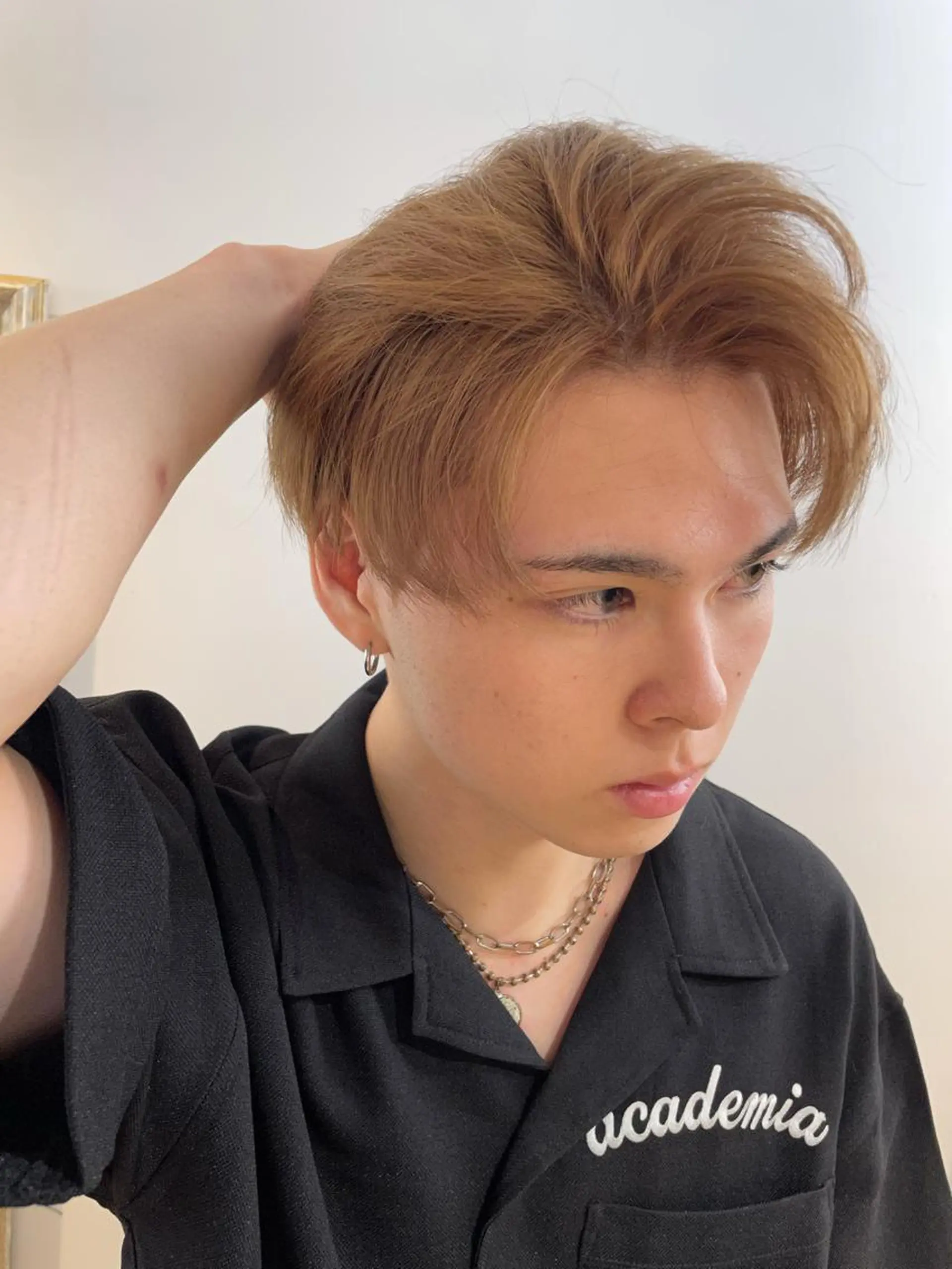 ミディアム 渋谷 ミモザワークス タニグチヨシユキのヘアスタイル