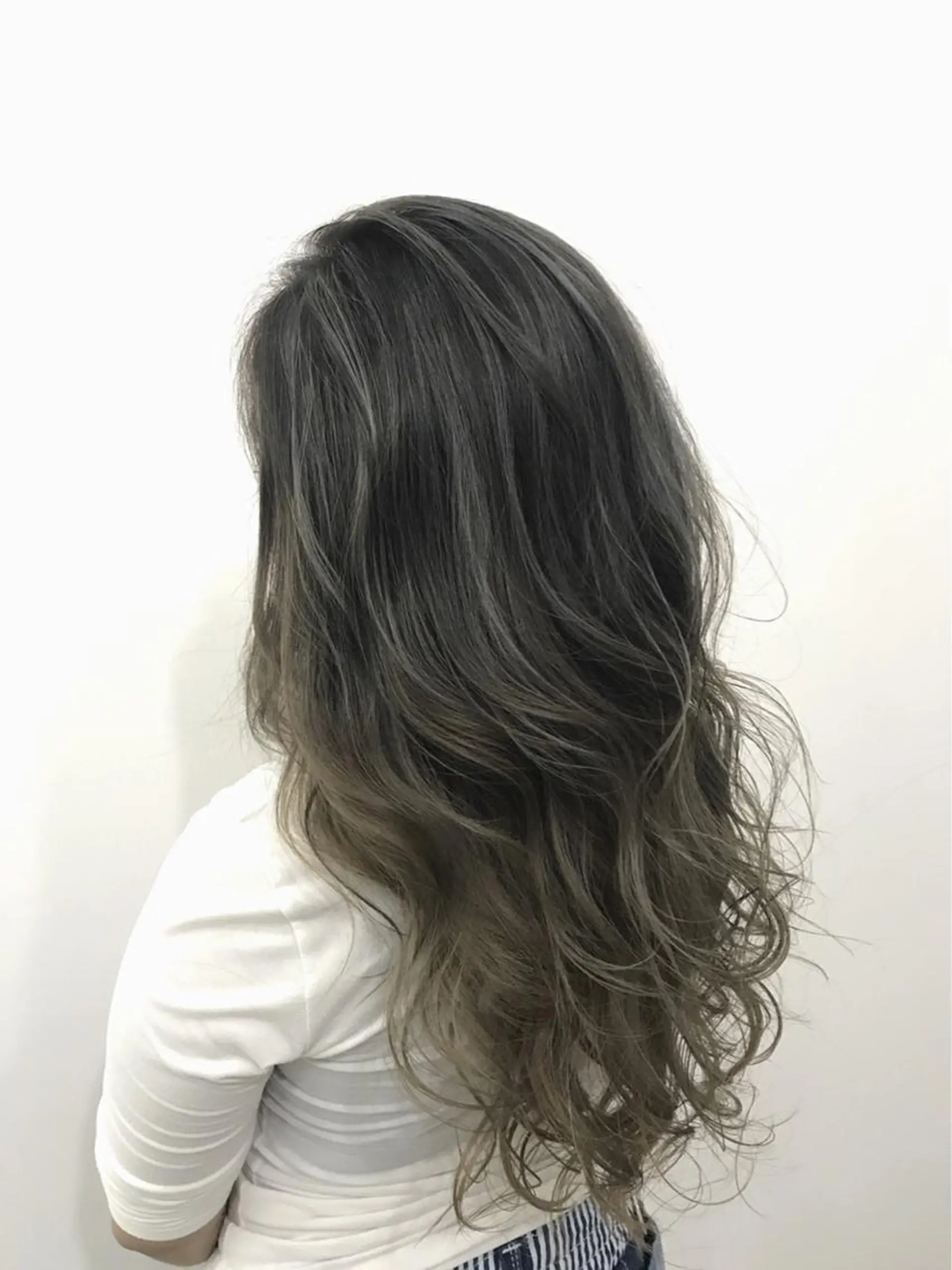 カラー benji所属・Hamatsu Misakiのヘアスタイル