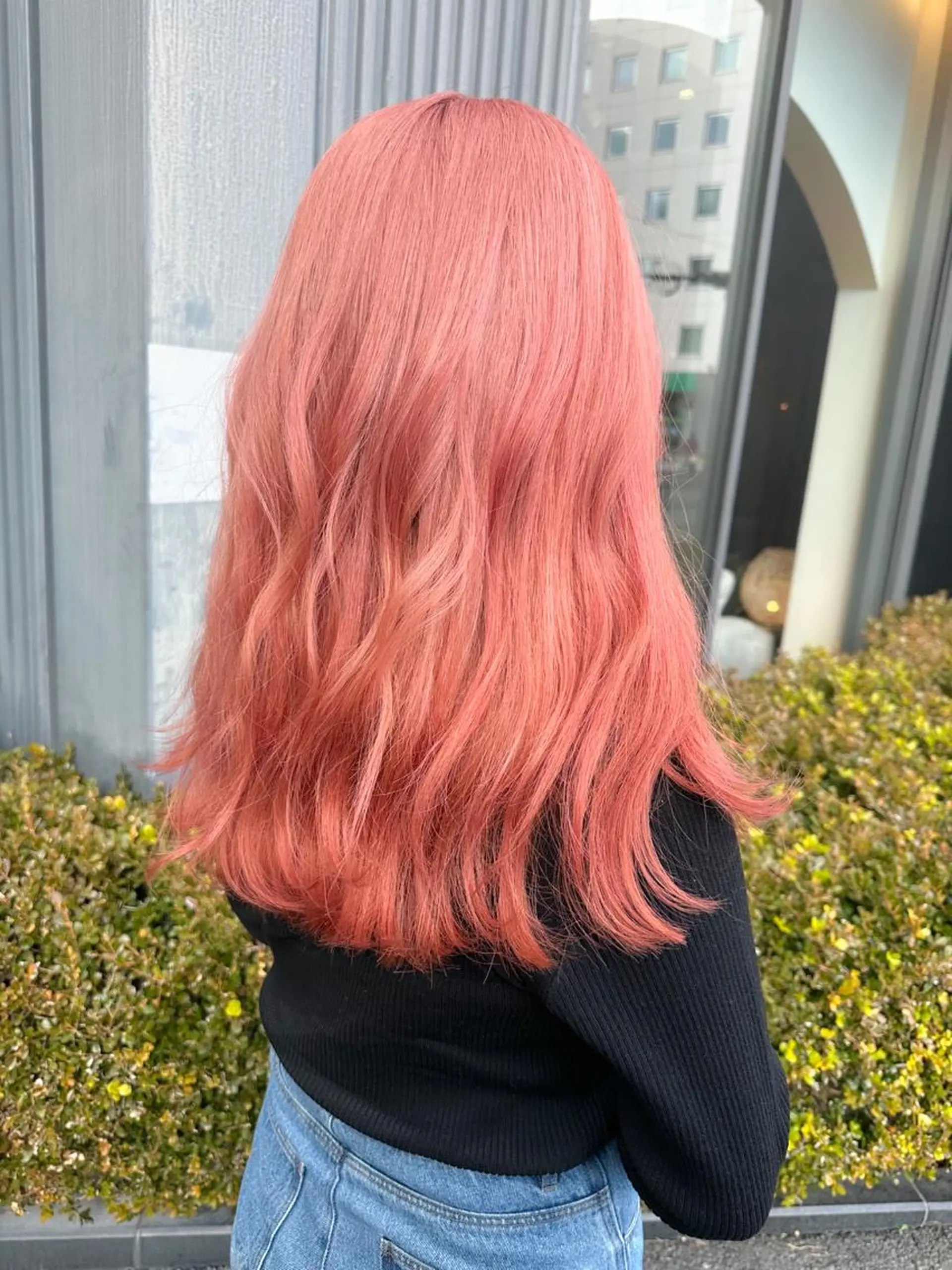 セミロング カラー ブリーチ エドルカラー イルミナカラー オレンジ ヘアカラー BOX mico.のヘアスタイル