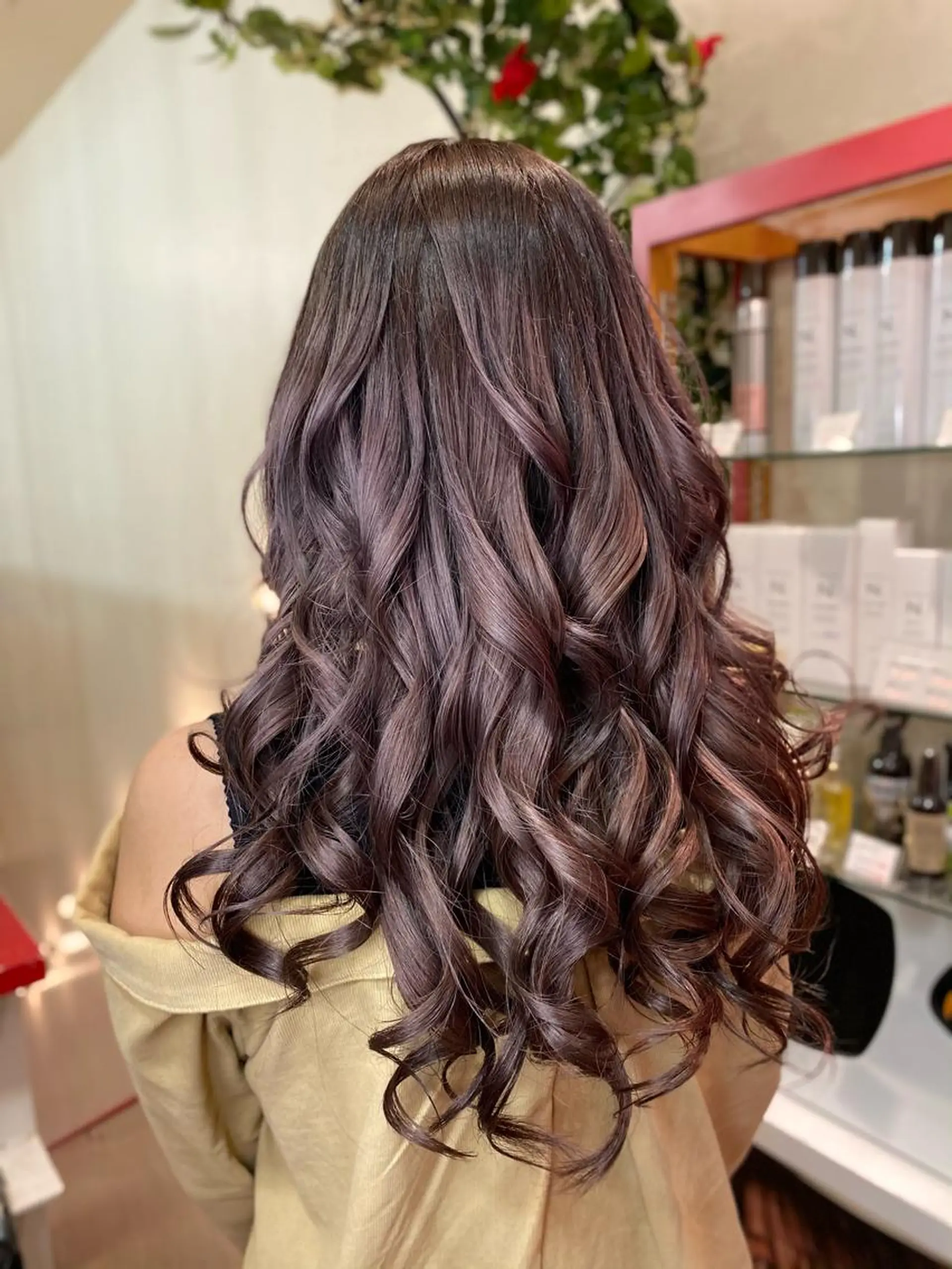 セミロング ヘアカラー ゆぴ☾‪/推しカラー /ハイトーンのヘアスタイル