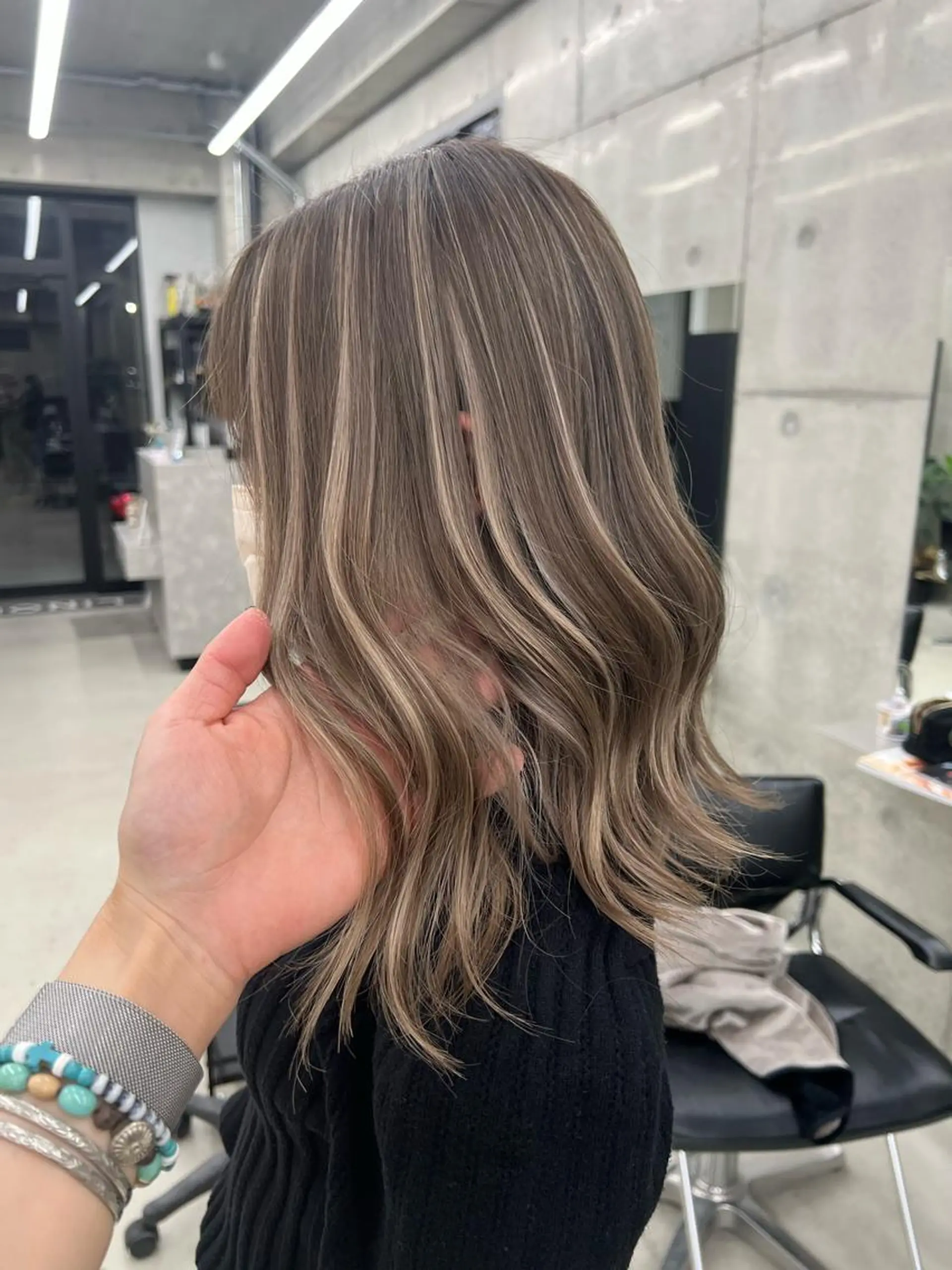 セミロング LINOET名古屋所属・ダブルカラー💖上村 純妃💖名駅徒歩5分のヘアスタイル