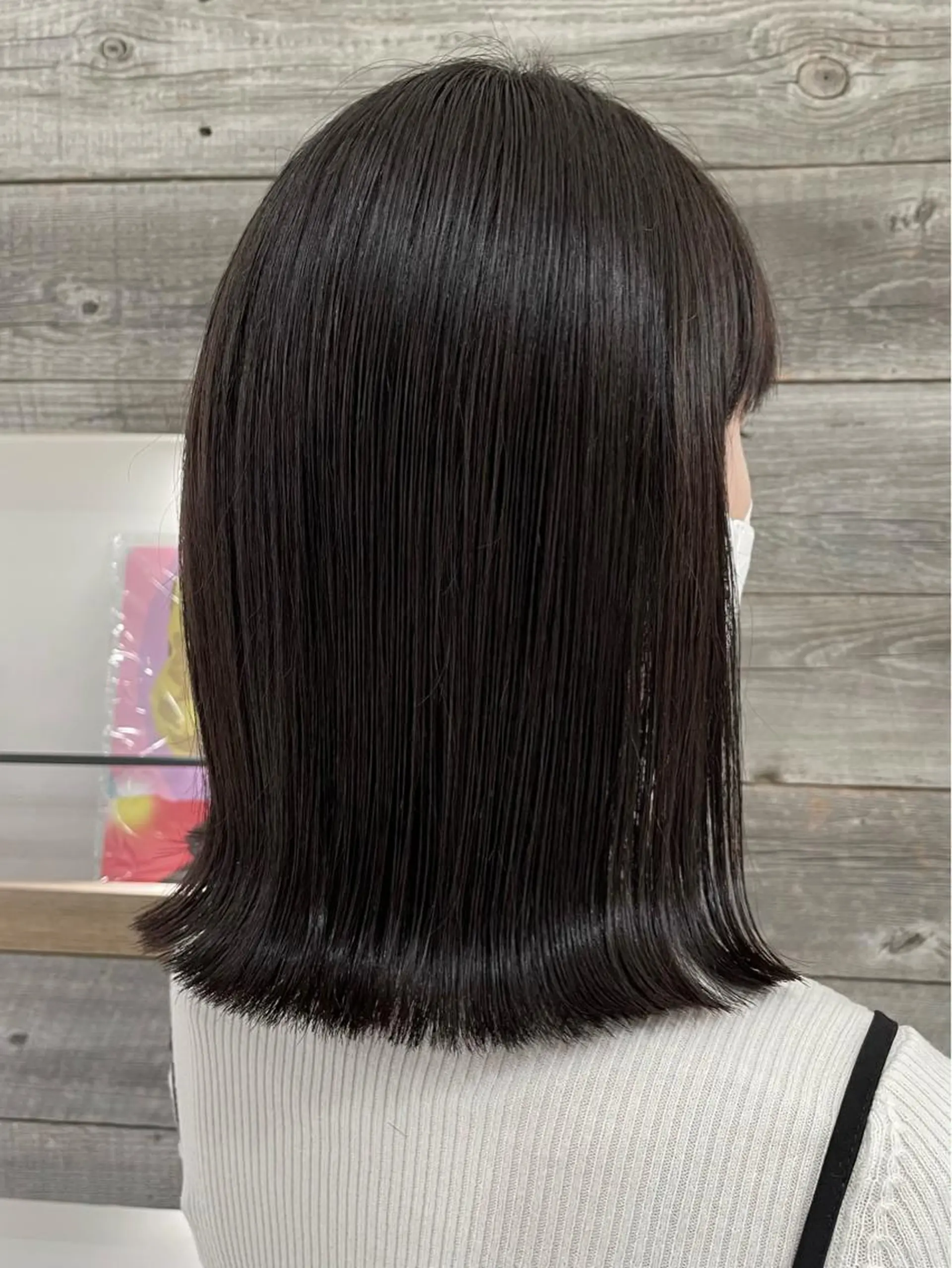 ミディアム カラー ダークグレー ダークグレージュ グレージュ ボブ 外ハネヘア カット ヘアカラー トリートメント 卒業式受付中🌻 肥田亜沙美のその他イメージ