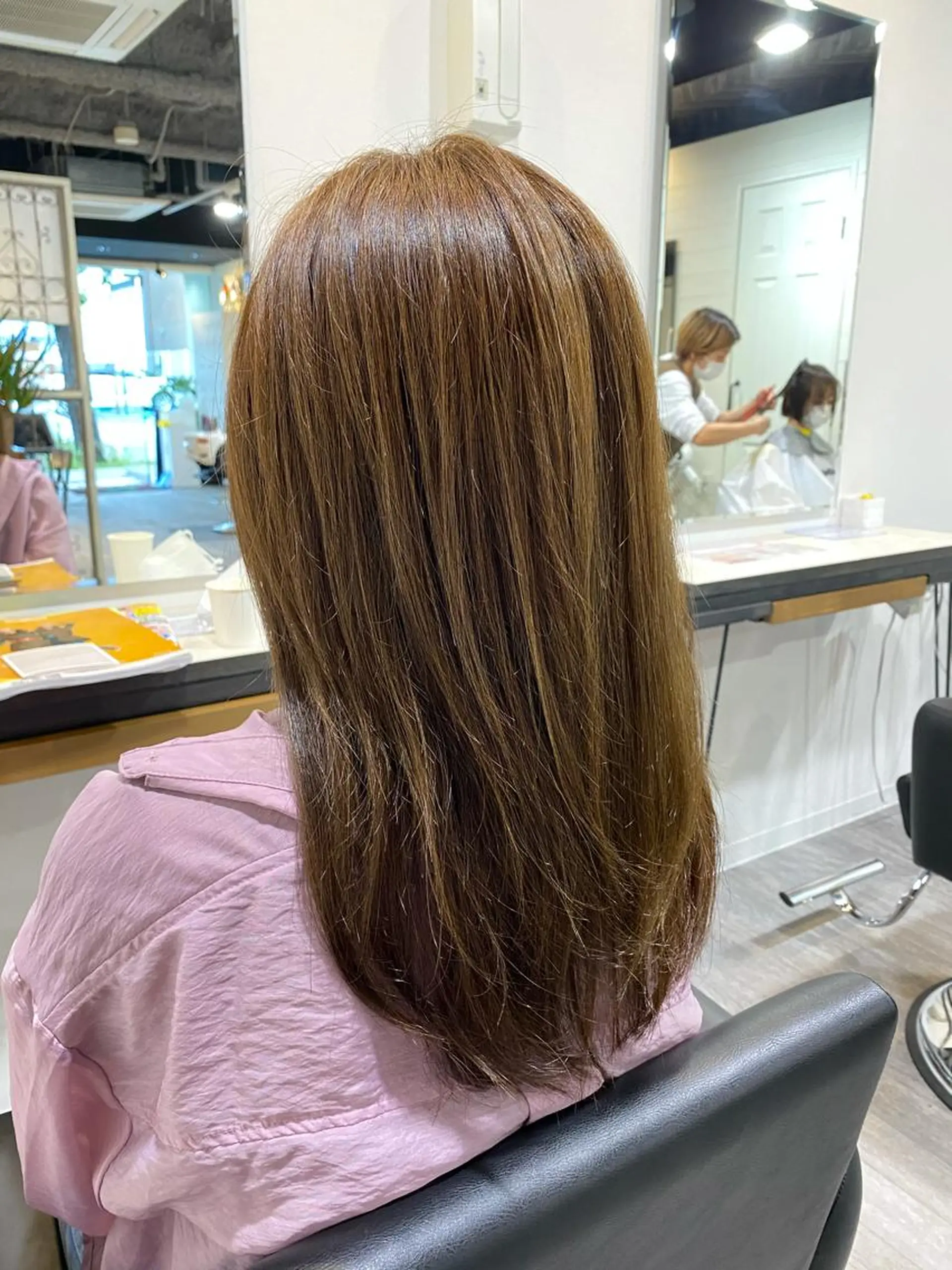 セミロング カラー アディクシーカラー バレイヤージュ ブリーチ ケアブリーチ デザインカラー カット ヘアカラー unpeu hair  二条所属・先着1名様限定 カット無料のヘアスタイル