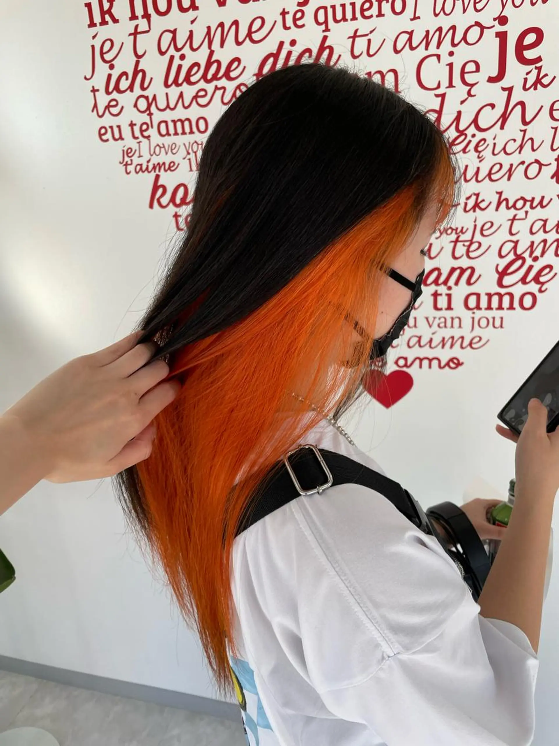 セミロング カラー CREAPY　日向野 利菜のヘアスタイル