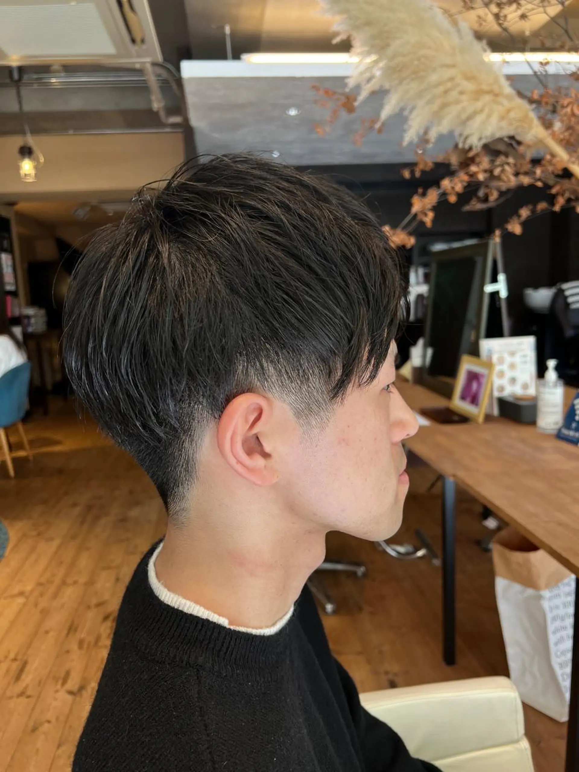 ショート メンズ アップバング メンズショート ツーブロック ショートヘア カット BEACH　HAIR&NAIL所属・両国駅徒歩1分⭐️ アイロン仕上げのヘアスタイル