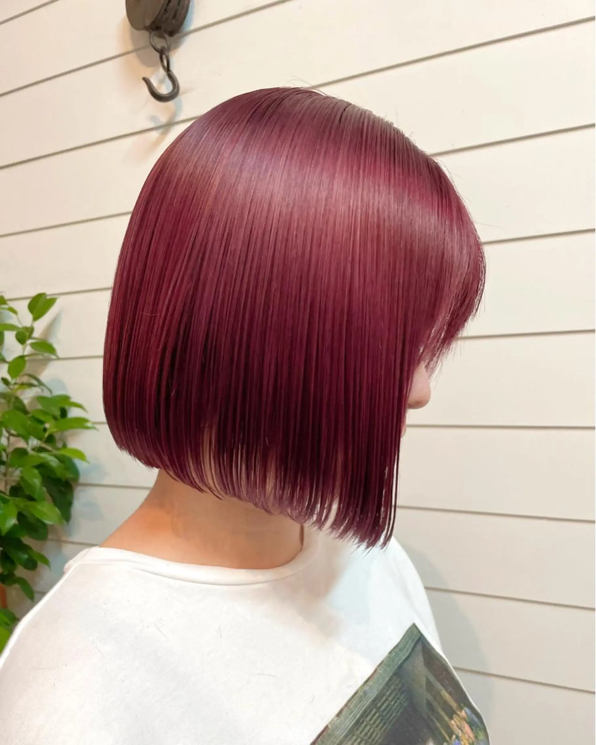 ミディアム カラー レッドカラー ボブ 奥田 誠司のヘアスタイル
