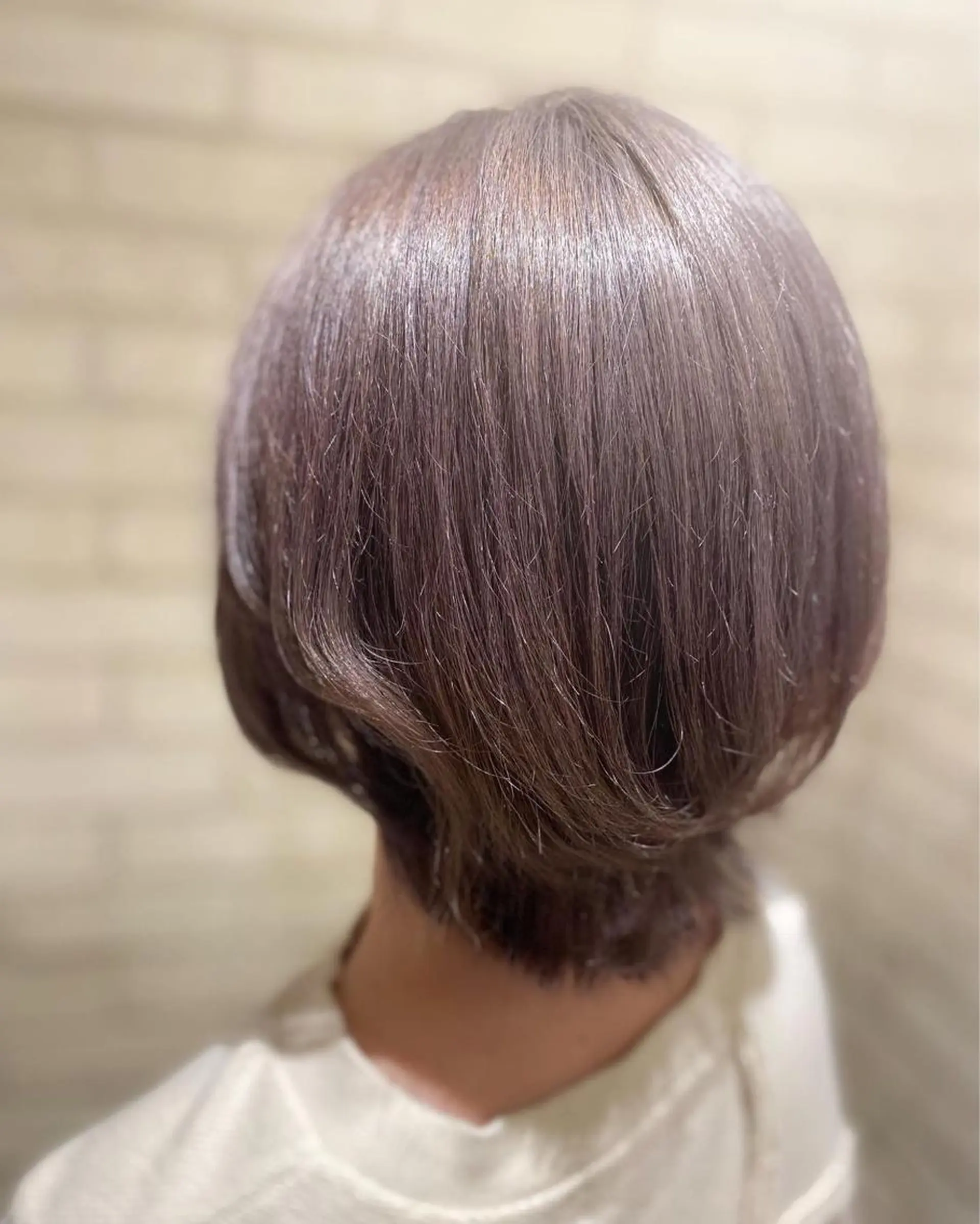 ショート カラー ブリーチ ハイトーンカラー ラベンダーカラー ヘアカラー トリートメント 田中 アキオのヘアスタイル