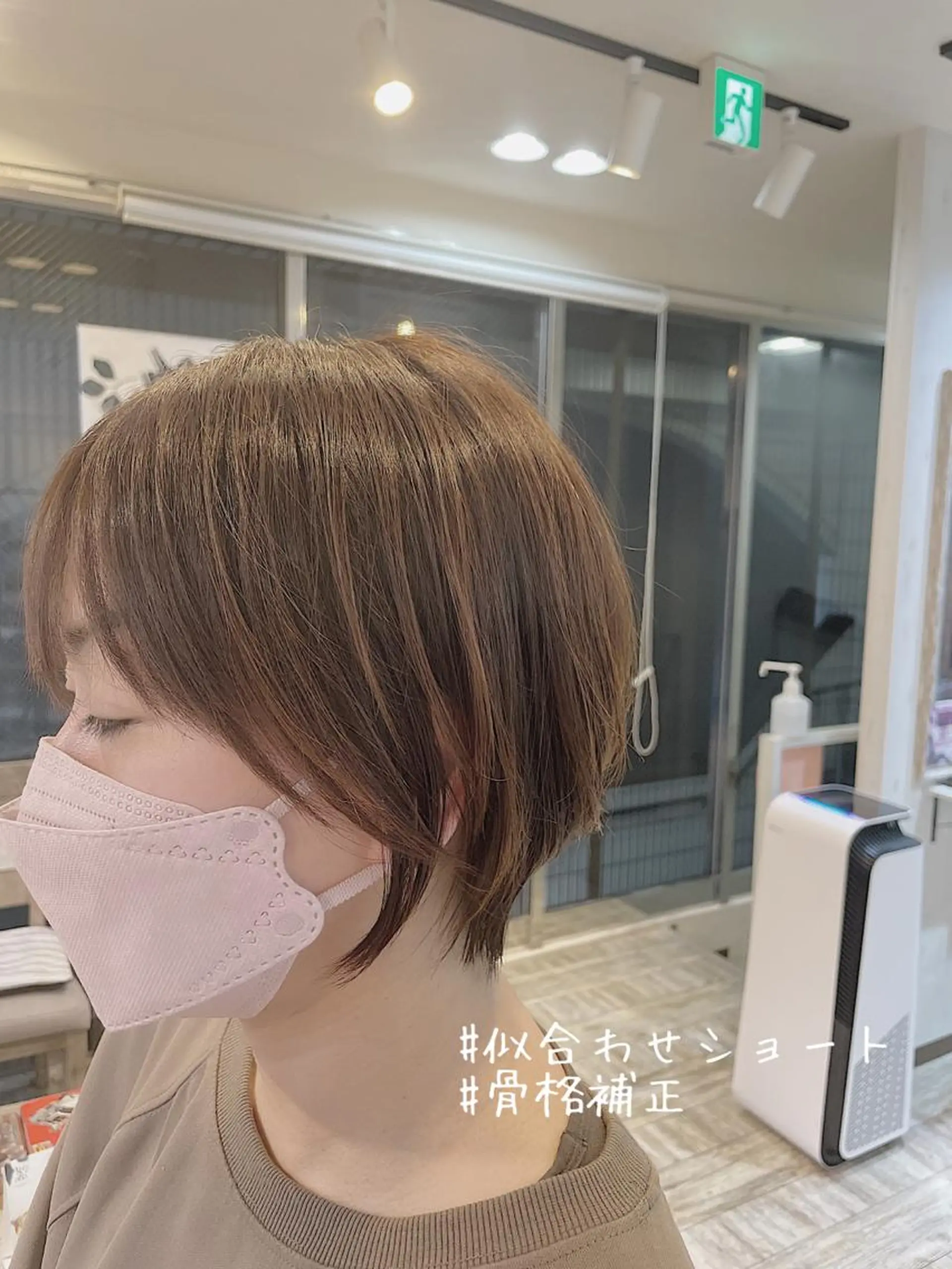 ショート カラー アッシュ ベージュカラー ブルーカラー ブルーグレー ブルーグレージュ ヘアカラー トリートメント 【垢抜け大人髪】 TIARA西山のヘアスタイル