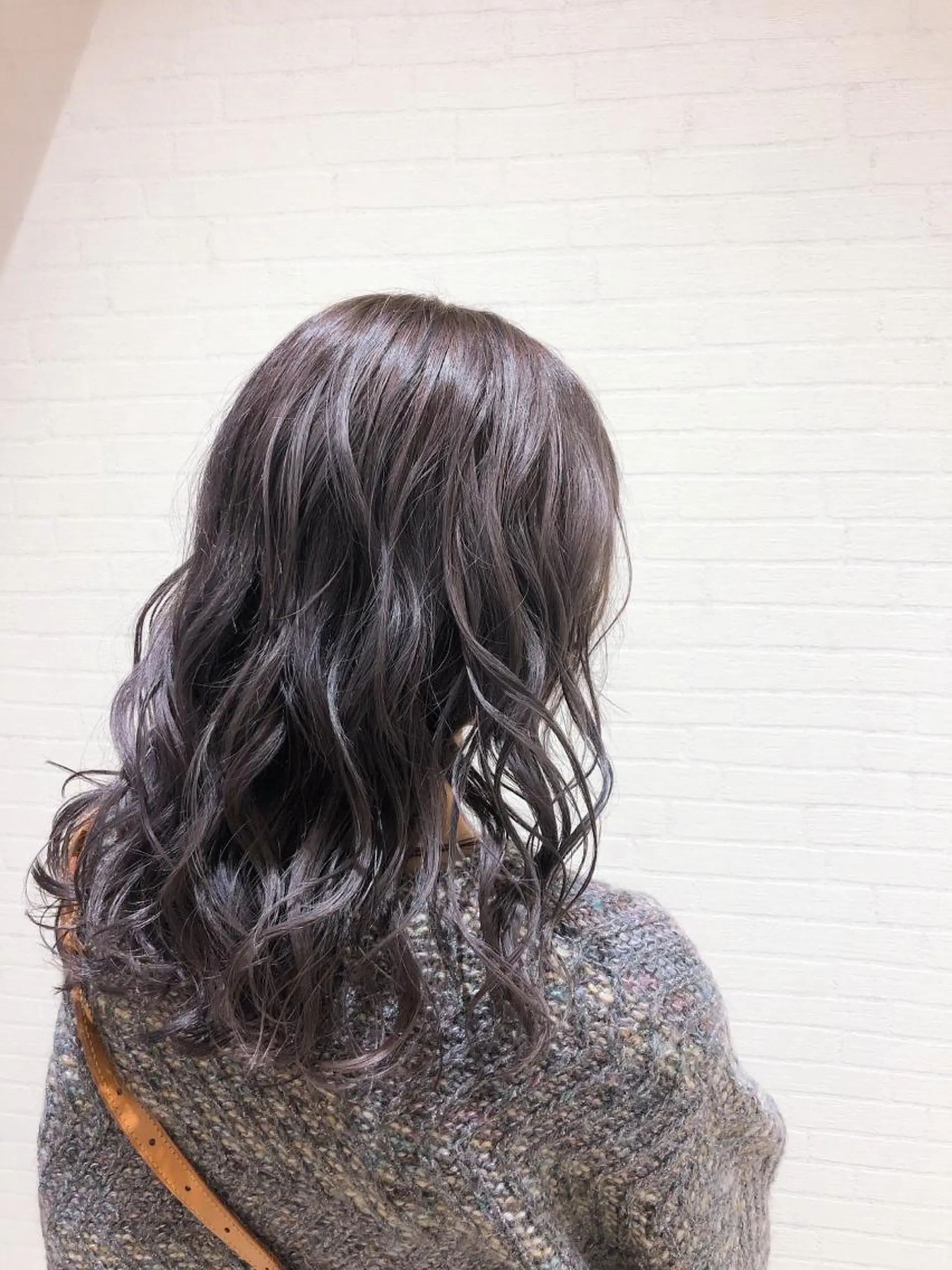 ミディアム カラー 岩永 梨玖のヘアスタイル