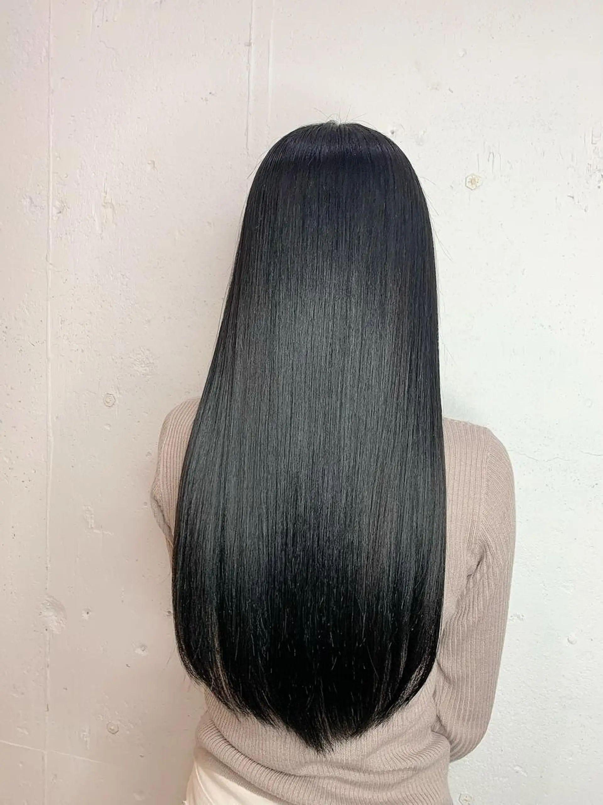 ロング カラー 黒髪 ブルーカラー ブルーブラック カット ヘアカラー トリートメント 💛丁寧さNo.🥇 🧸片山智裕💛のヘアスタイル