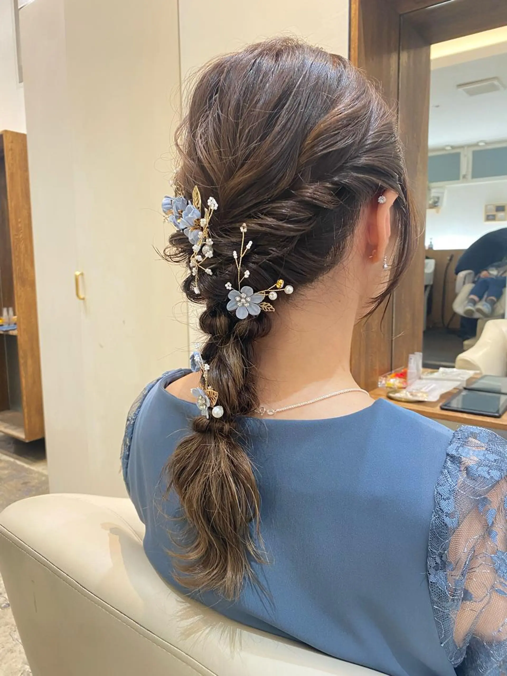 セミロング ヘアセット 鈴木 奈波のヘアスタイル