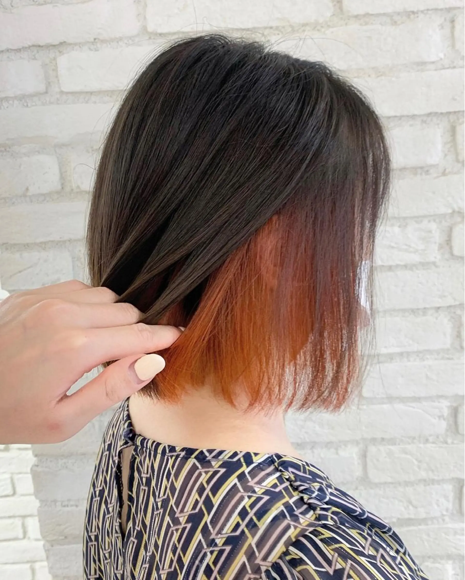 ショート カラー インナーカラー 伊 杏のヘアスタイル