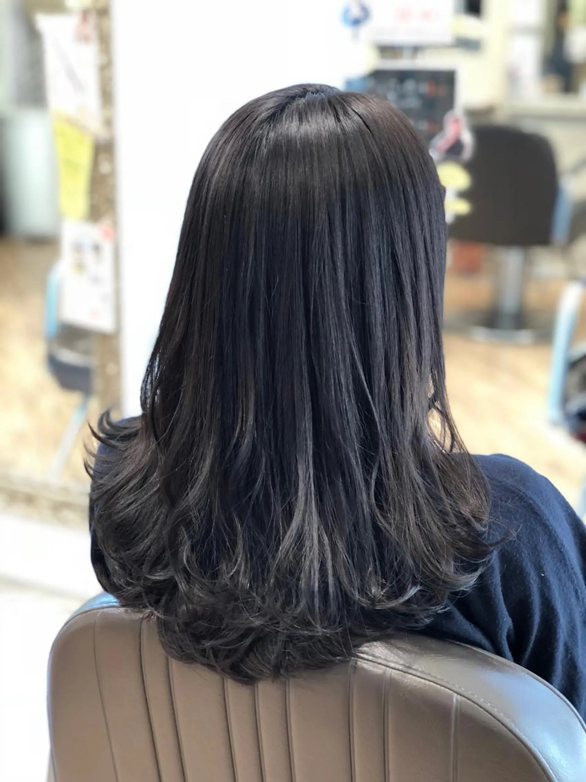 セミロング カラー アッシュ アッシュグレー アッシュグレージュ グレージュ 五十嵐ゆり 美髪カラー　武蔵小杉のヘアスタイル