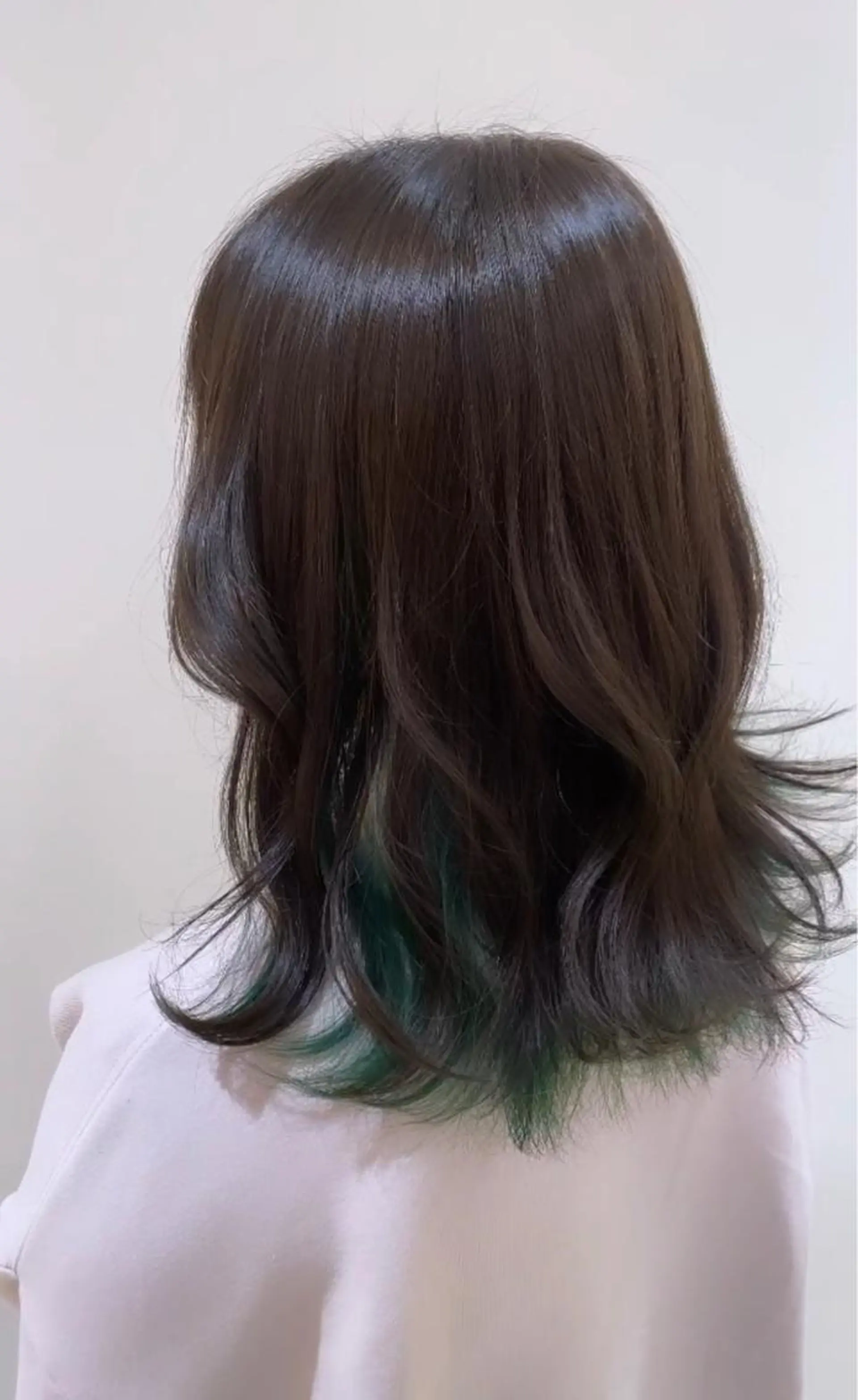 セミロング カット ヘアカラー 池田 早穂のヘアスタイル