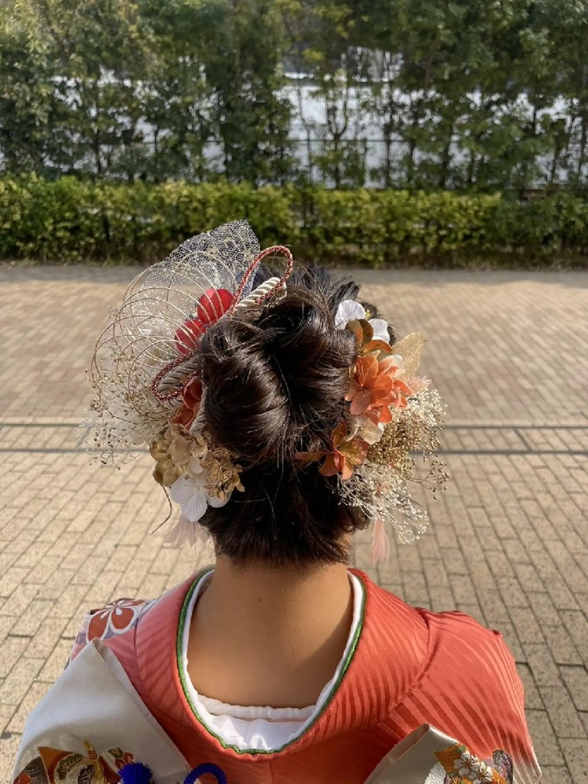 セミロング 成瀬 サエのヘアスタイル