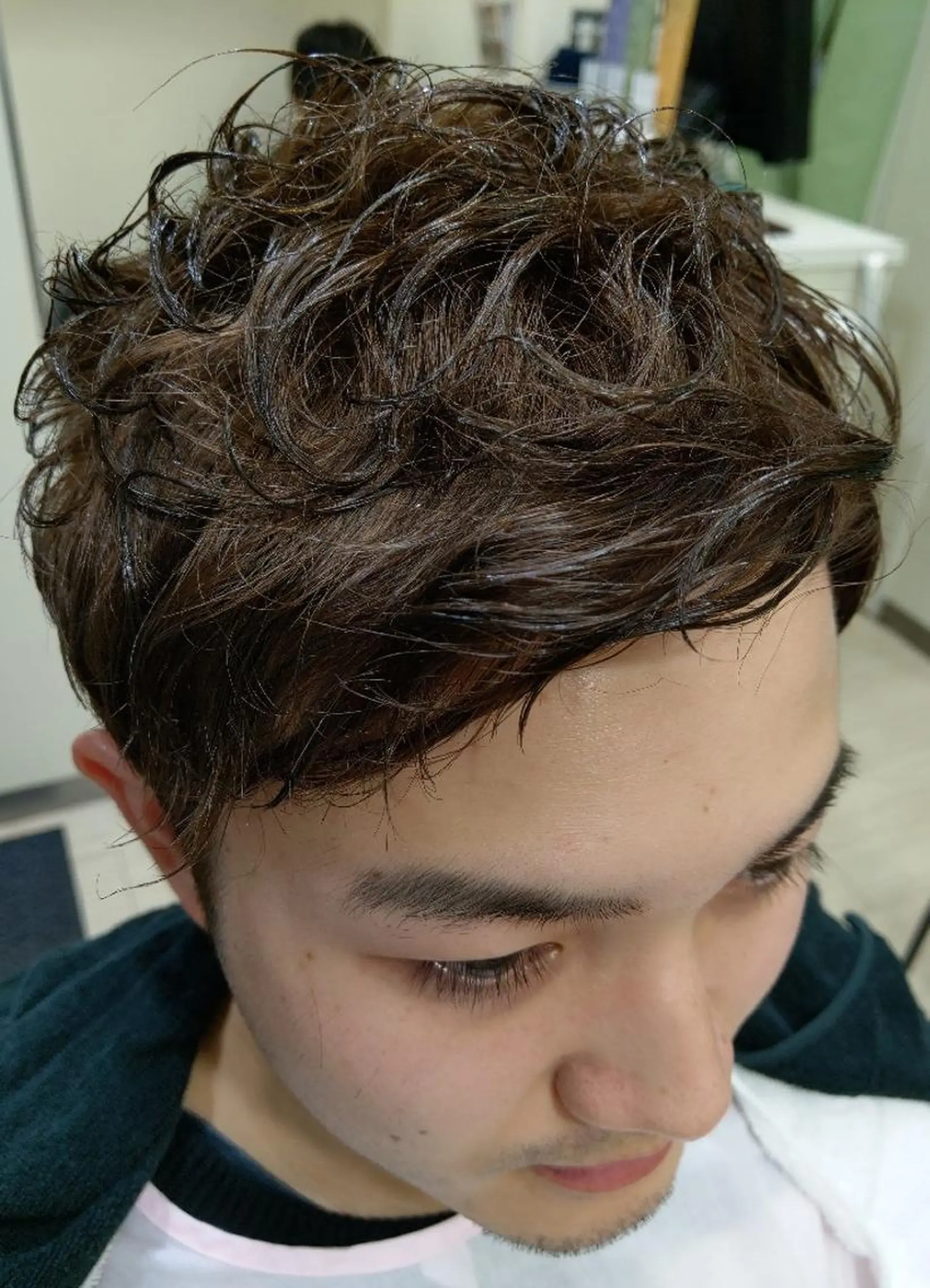 ミディアム パーマ カラー ミディアムパーマ くせ毛 渡邉 直登のヘアスタイル