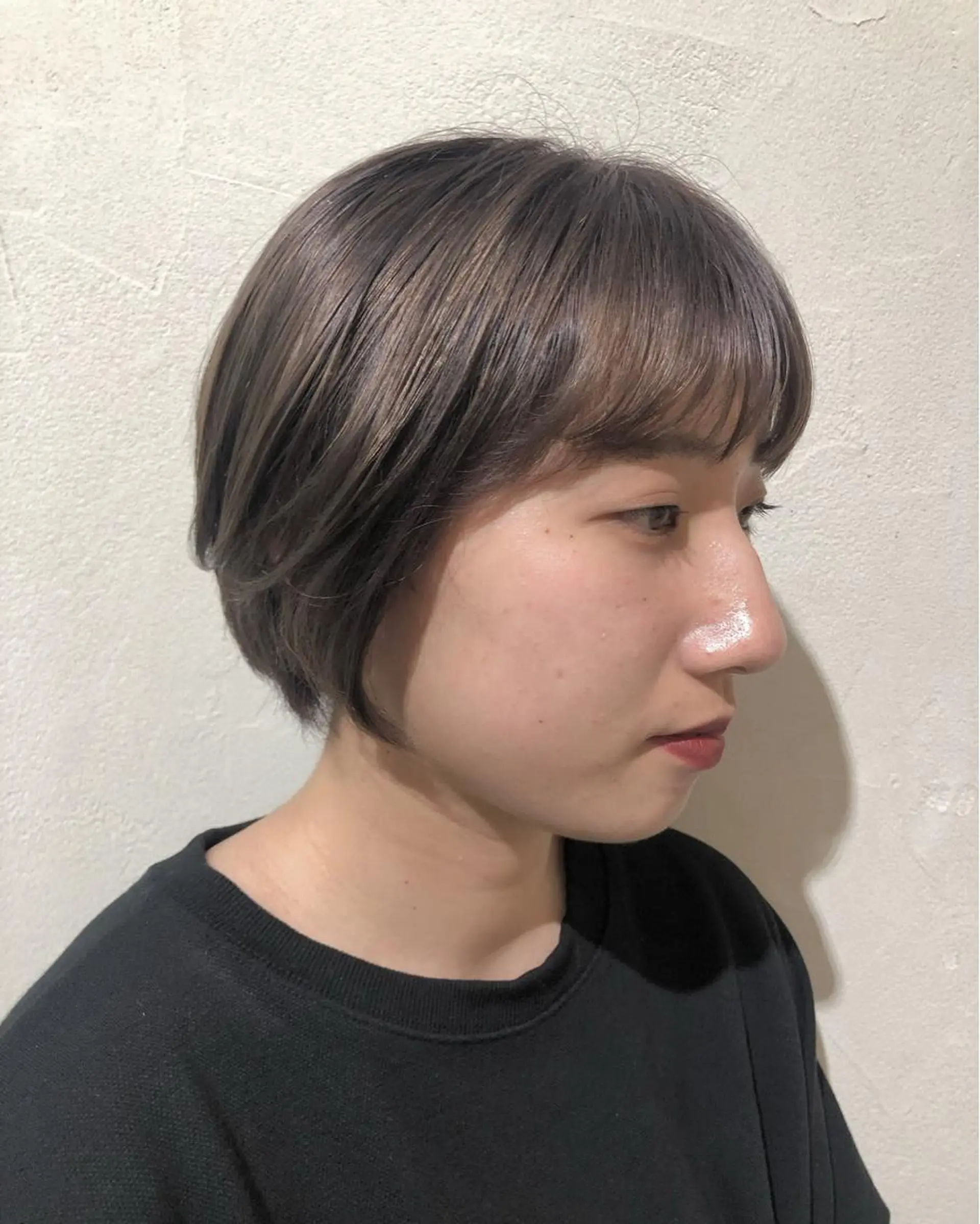 ショート レイヤーカット/ 透明感カラーmikuのヘアスタイル