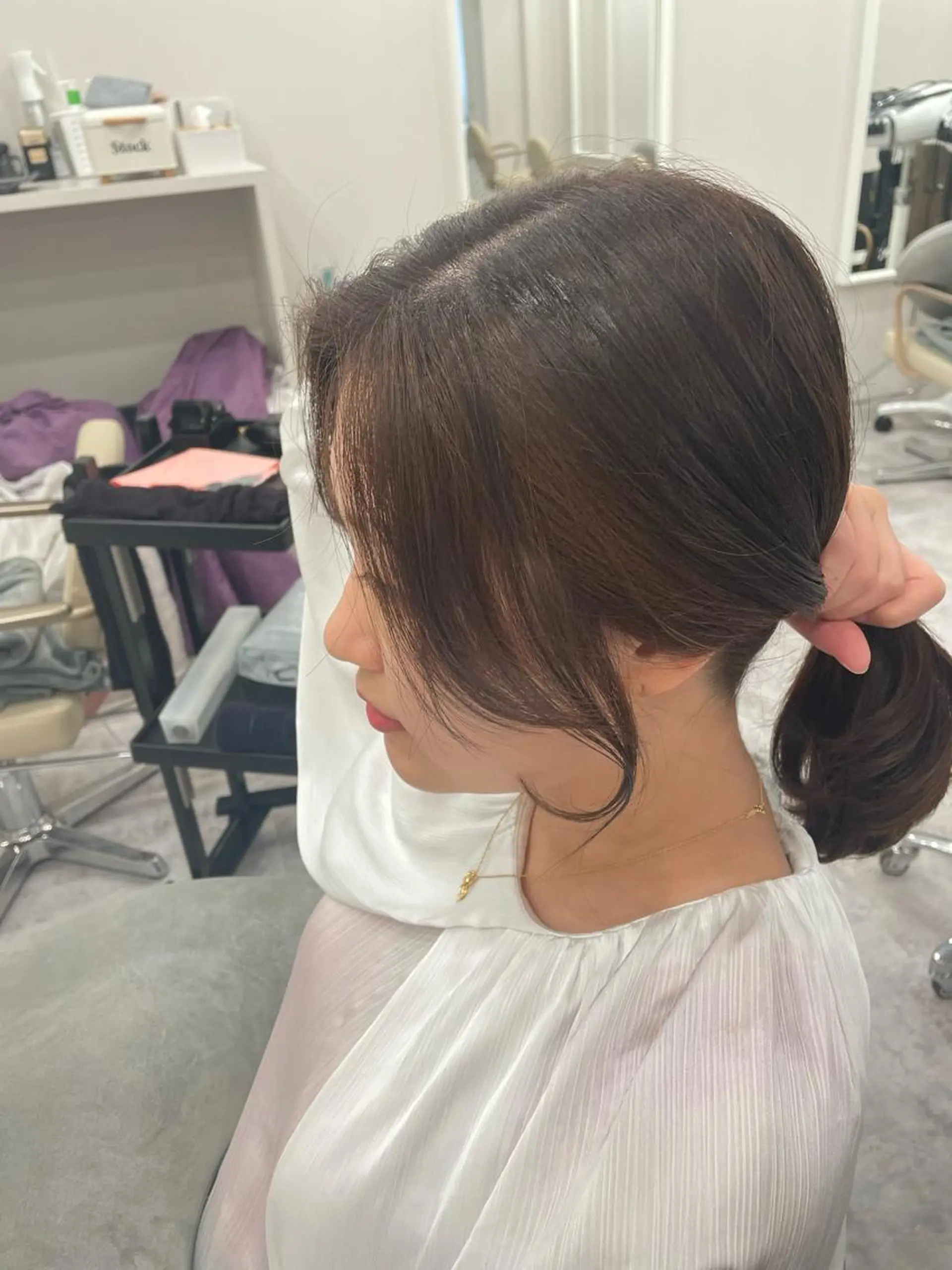 ミディアム 顔まわりレイヤー 顔周りカット 韓国風ヘア レイヤーカット 💐宮坂 歩💐のヘアスタイル