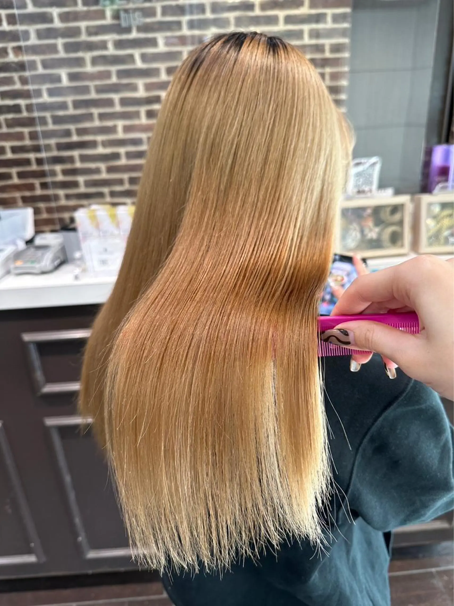 ロング カラー ハイトーンカラー 学生 髪質改善 トリートメント 酸性ストレート 🤍🎀honokaのヘアスタイル