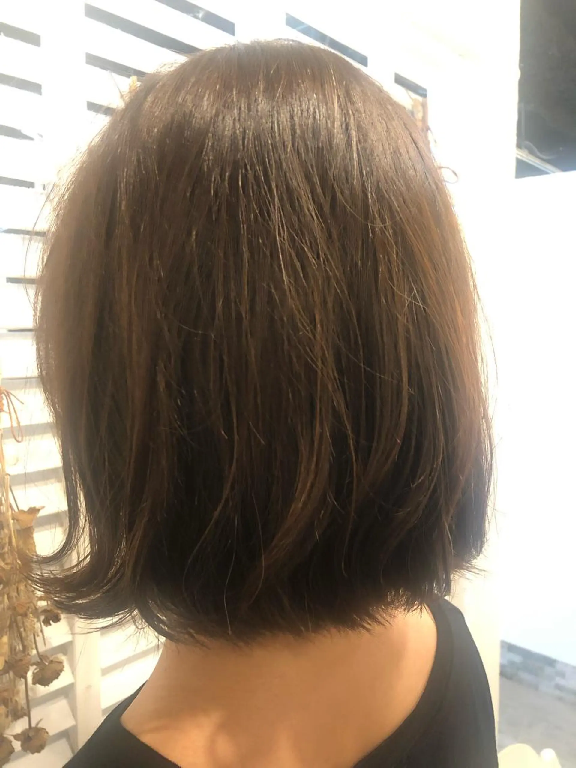 ショート カラー 髪質改善＆ブリーチ 伊勢　祐一郎のヘアスタイル