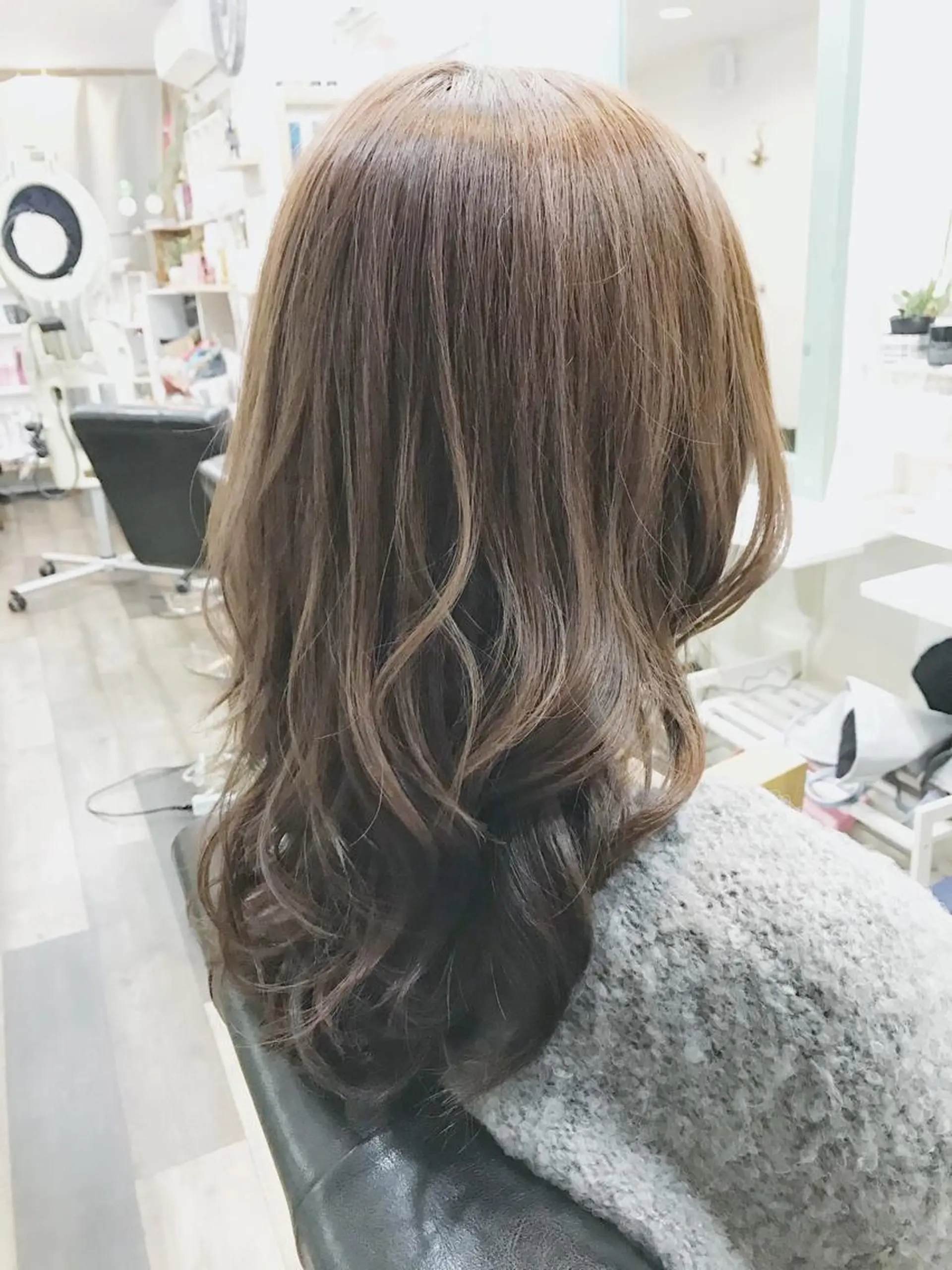 ロング カラー ハイライトカラー ハイライト 小沢 佑次のヘアスタイル