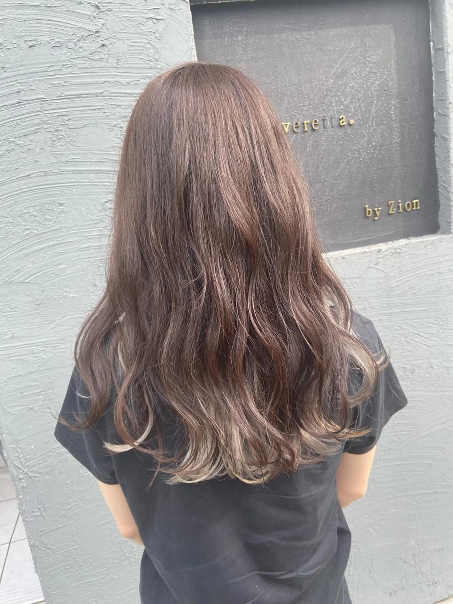 ロング カラー 馬場 瑞穂のヘアスタイル