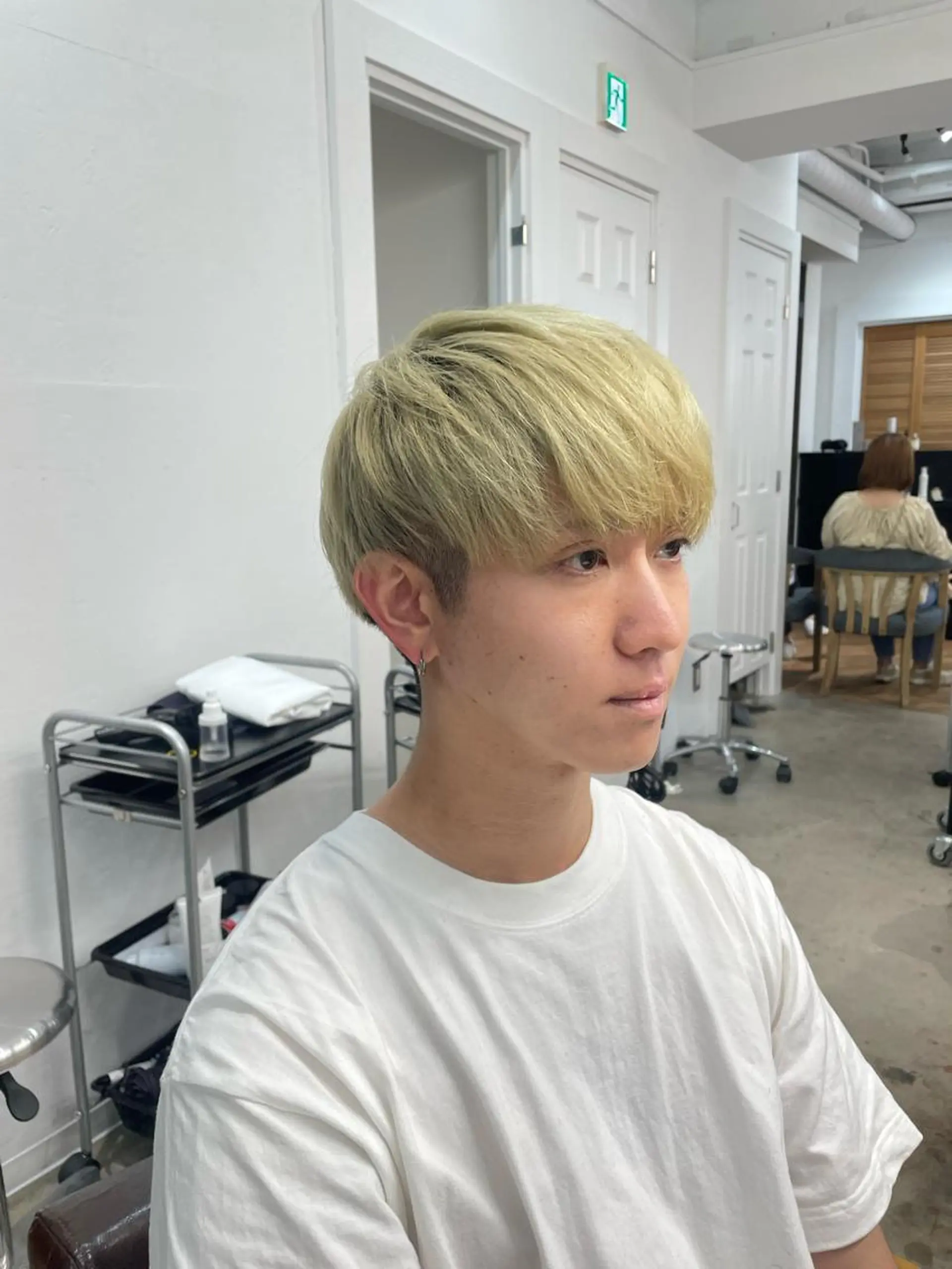 メンズ マッシュ RIN／韓国ヘア レイヤーカットのヘアスタイル