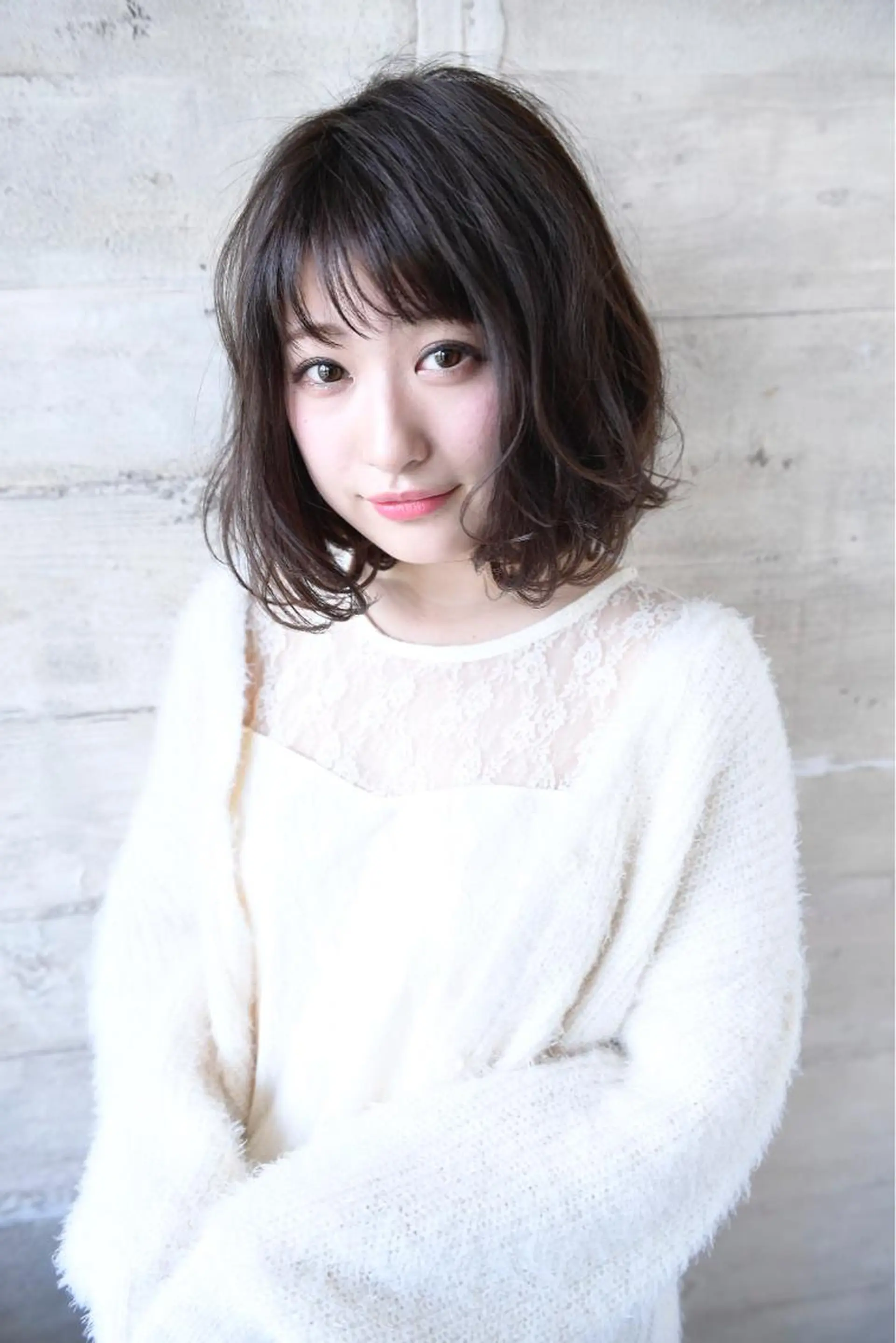 ミディアム KAMIGAMI所属・KAMIGAMI SAKAEのヘアスタイル