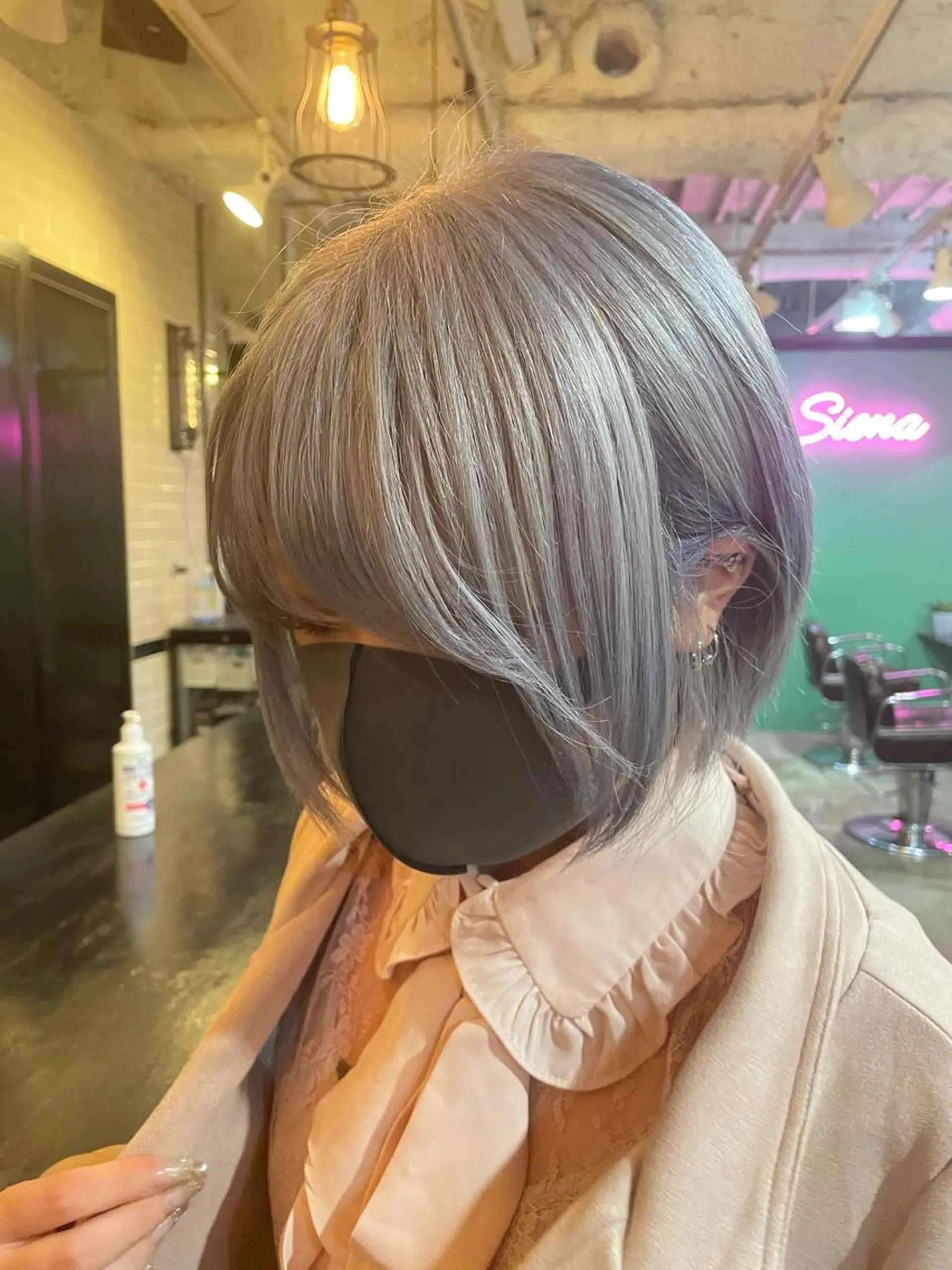 ショート カラー YEAU　PLUS所属・極上の艶髪 RINAのヘアスタイル