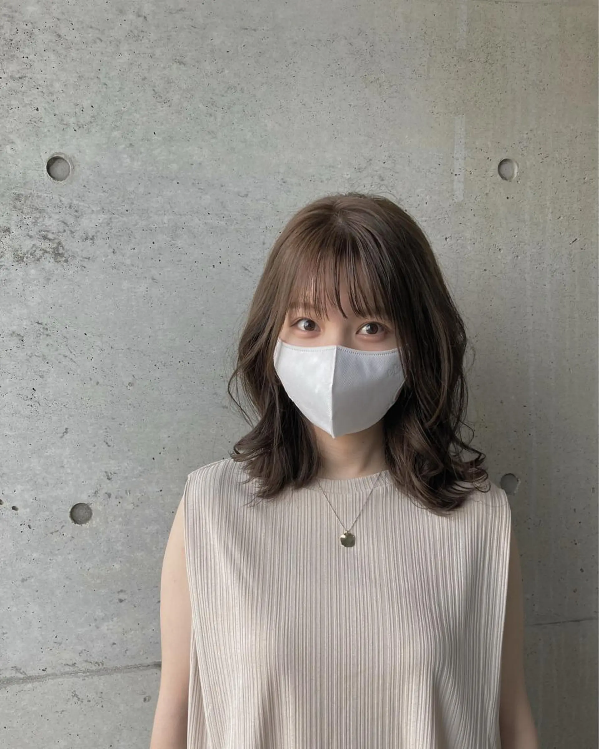 ミディアム カット ヘアカラー トリートメント は まべのヘアスタイル