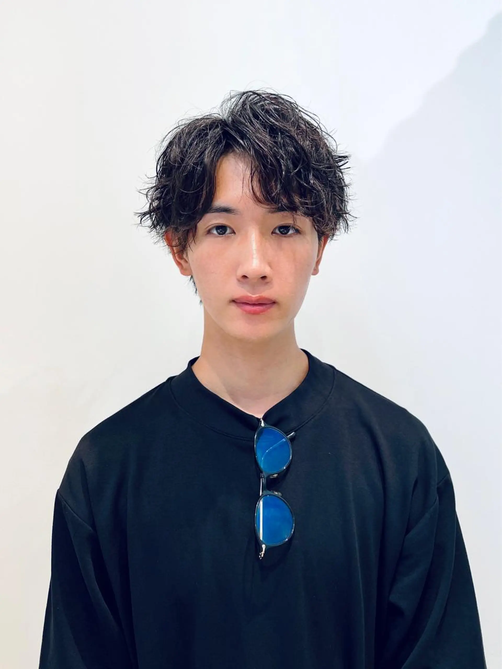 パーマ メンズ メンズパーマ ツイストスパイラルパーマ スパイラルパーマ カット パーマ Qin shaire salon 原宿verno店所属・【センターパート】 ETO／江藤翼の眉毛・アイブロウイメージ