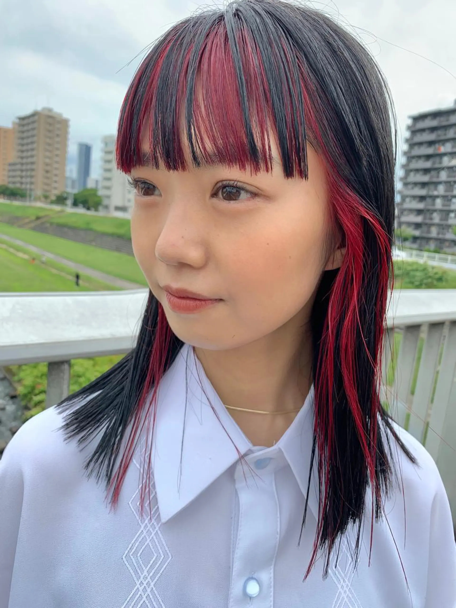 ミディアム カラー ミストバング ブリーチ フェイスフレーミング ハイトーンカラー インナーカラー tension 【テンション】のヘアスタイル