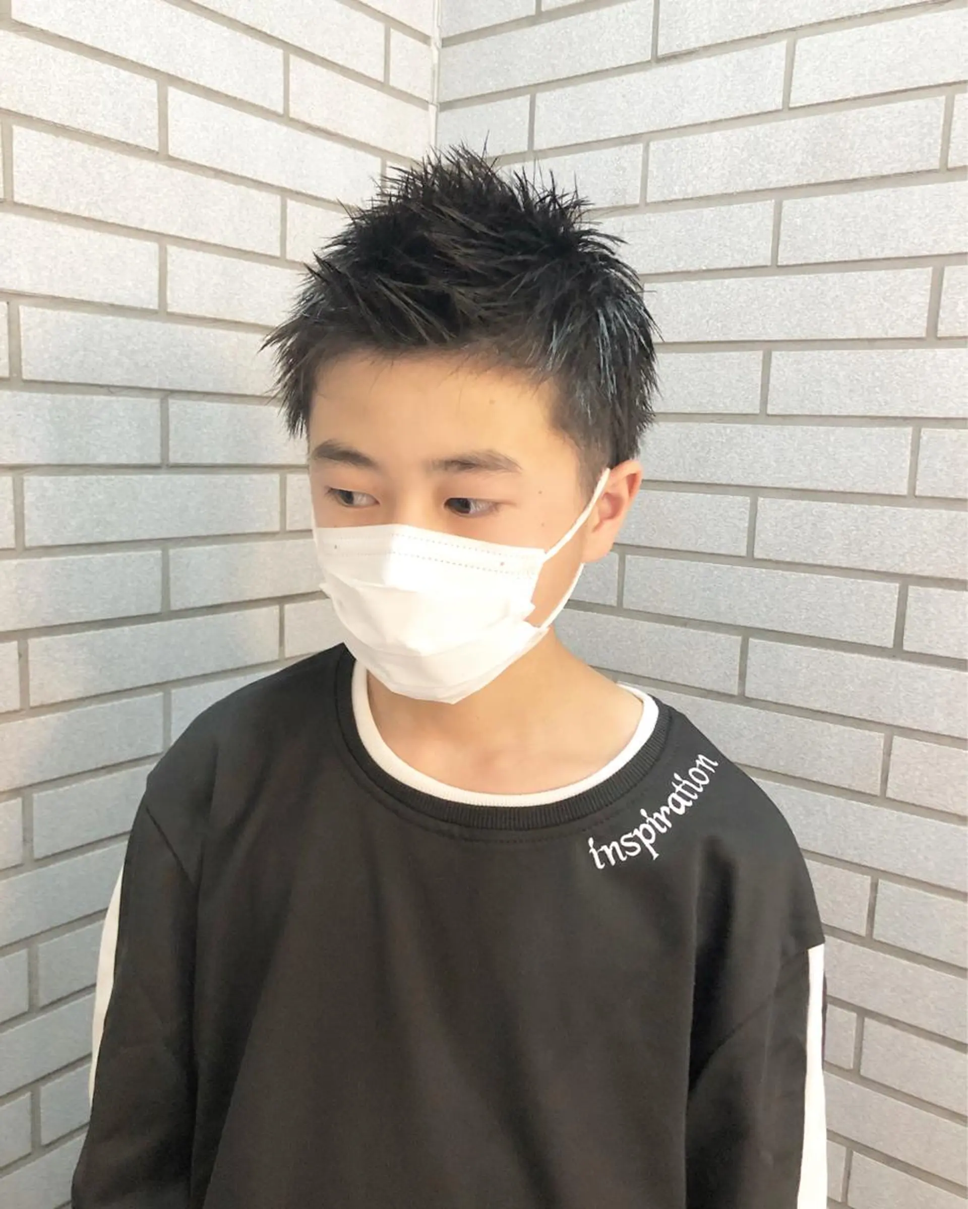 メンズ キッズ メンズハイライト メンズ韓国風 学生（メンズ向け） ツーブロック 刈り上げ カット XES-TA所属・中村 よしひでのヘアスタイル