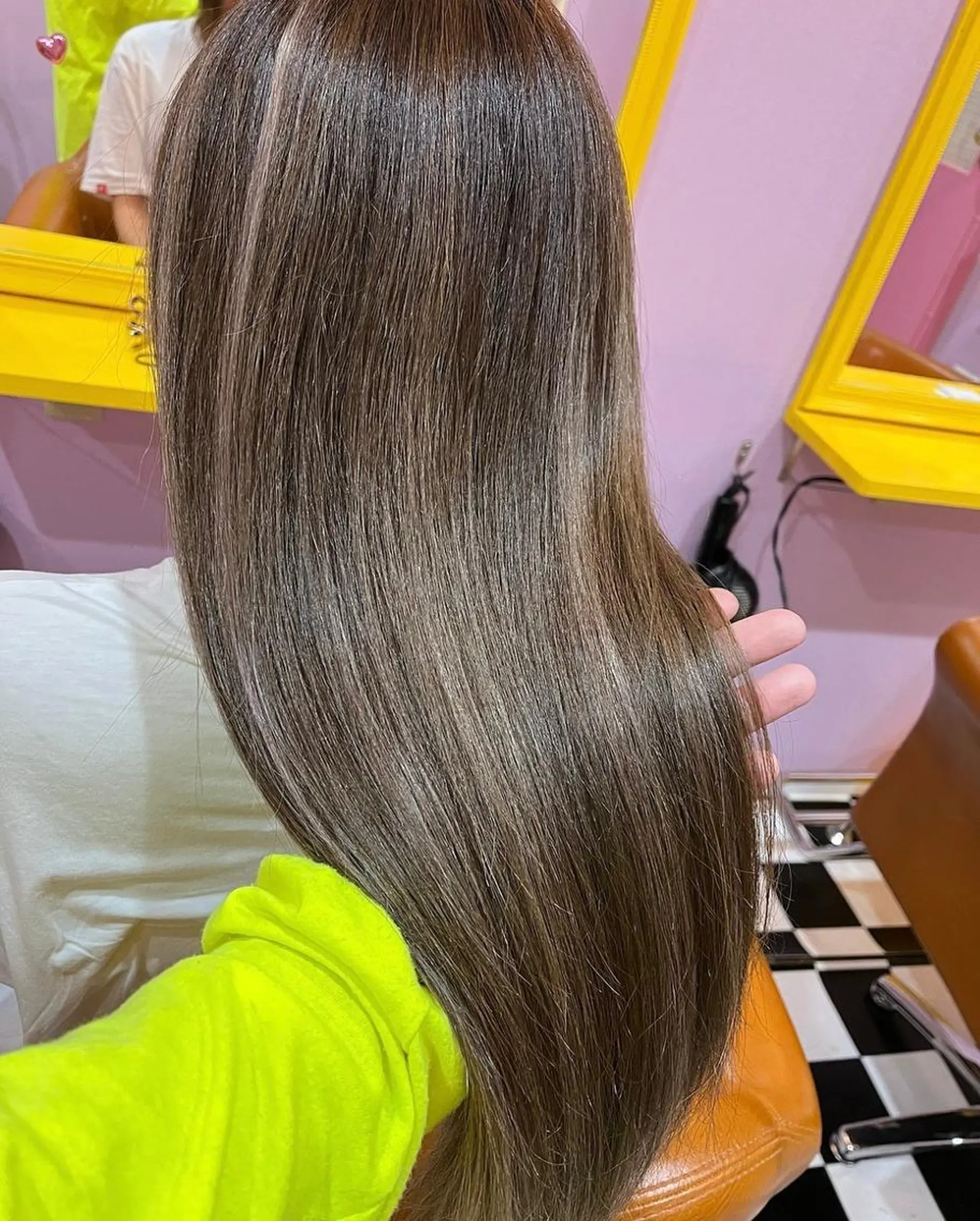 ロング チビ編み込みエクステ シールエクステのヘアスタイル