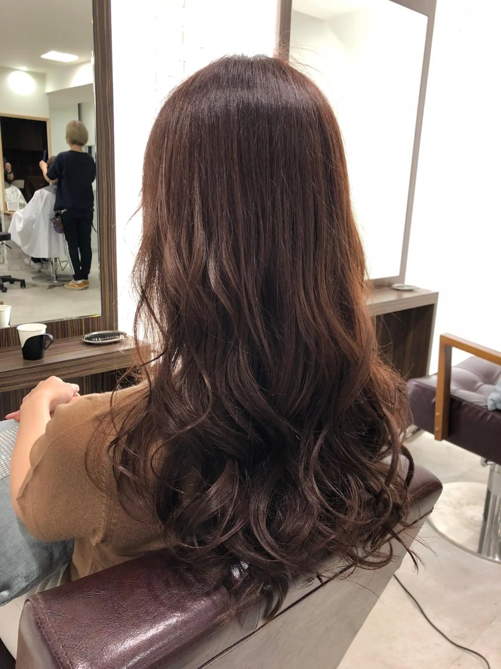 ロング カラー アプリコットブラウン ブラウンカラー Zina 難波所属・YUDA 湯田のヘアスタイル