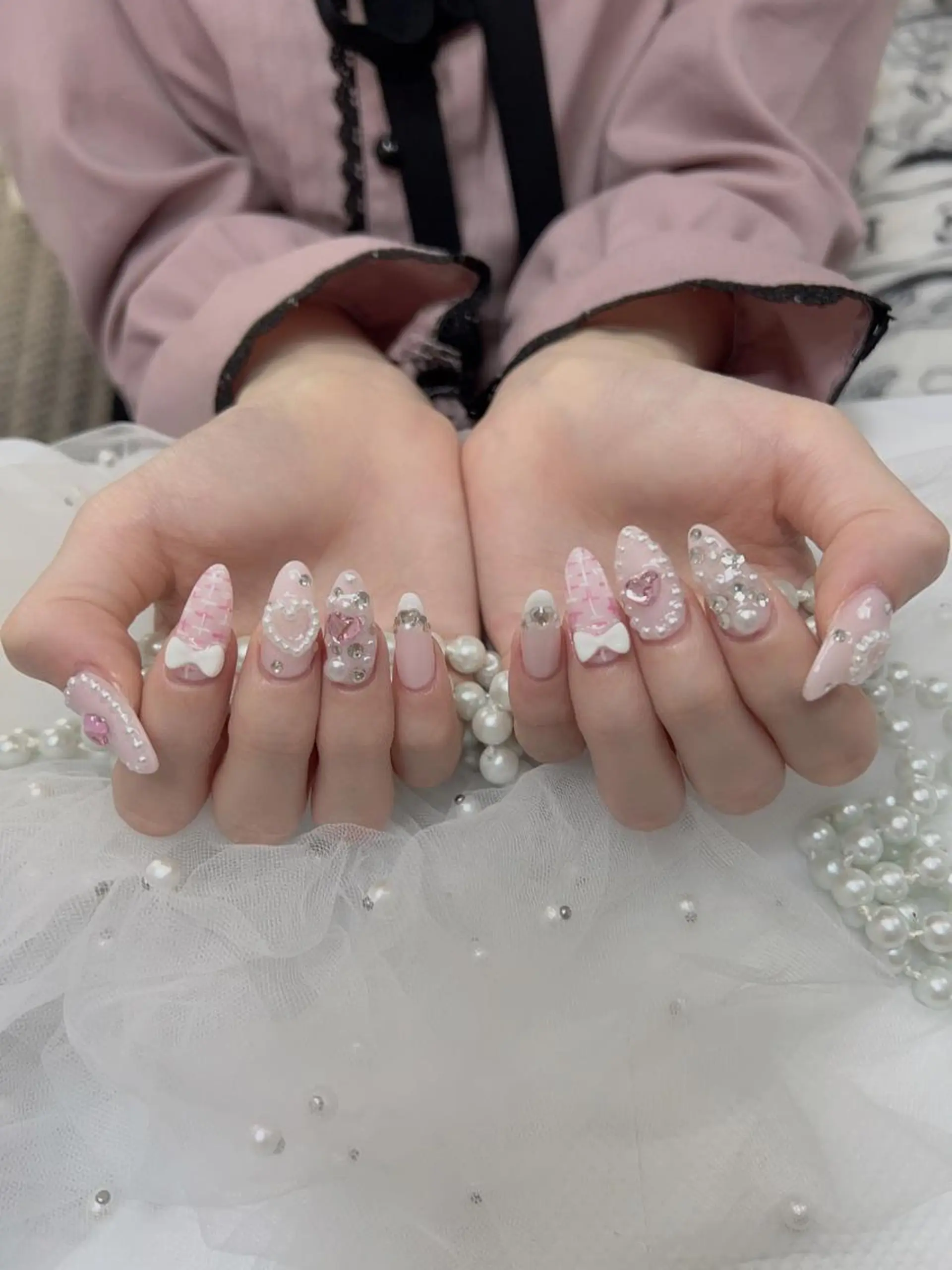 ネイル Anna Yayoi 💫のネイルデザイン