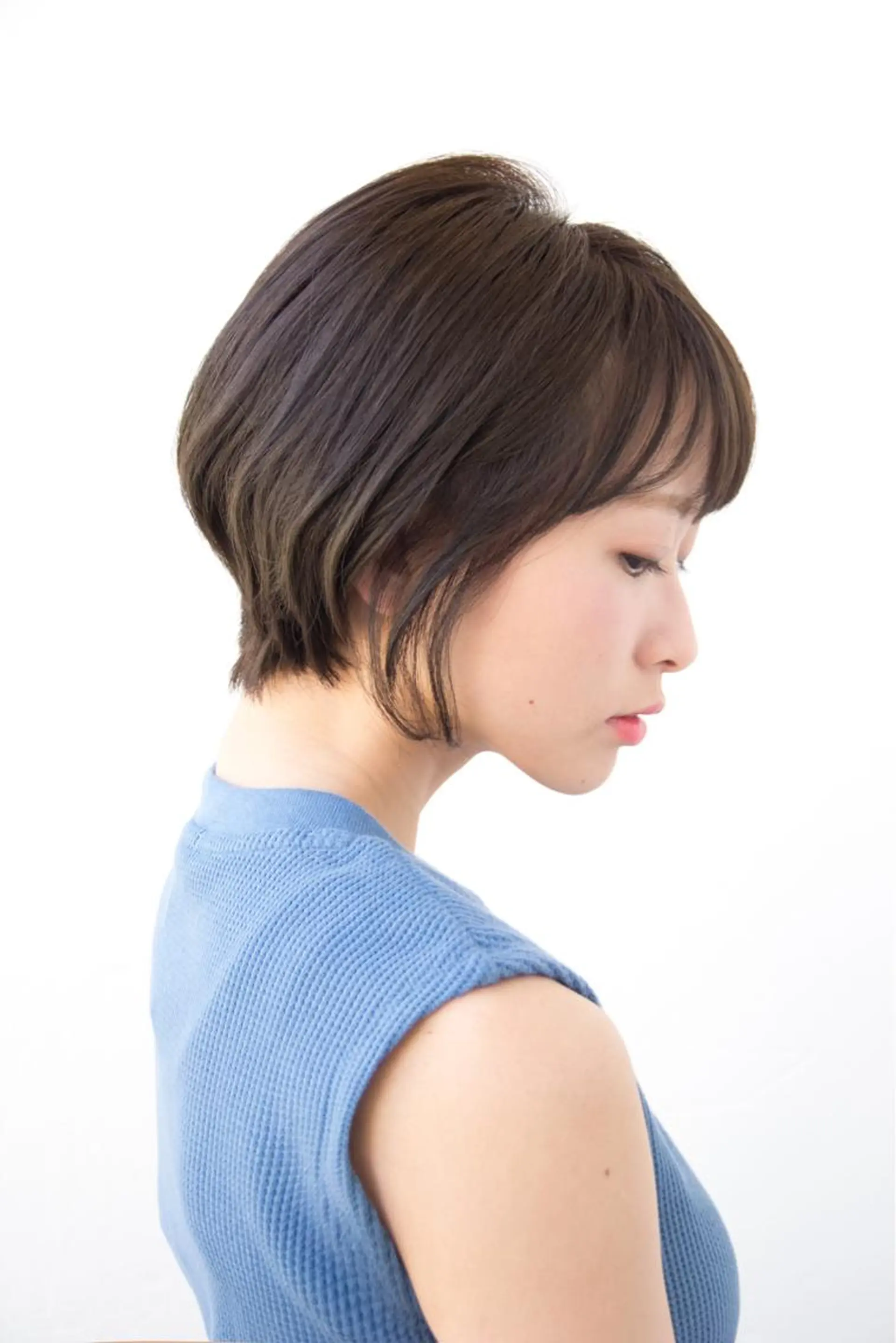 ショート カラー ショートボブ アッシュ アッシュブラウン ブラウンカラー ボブ カット ヘアカラー 門田 恭弥のヘアスタイル