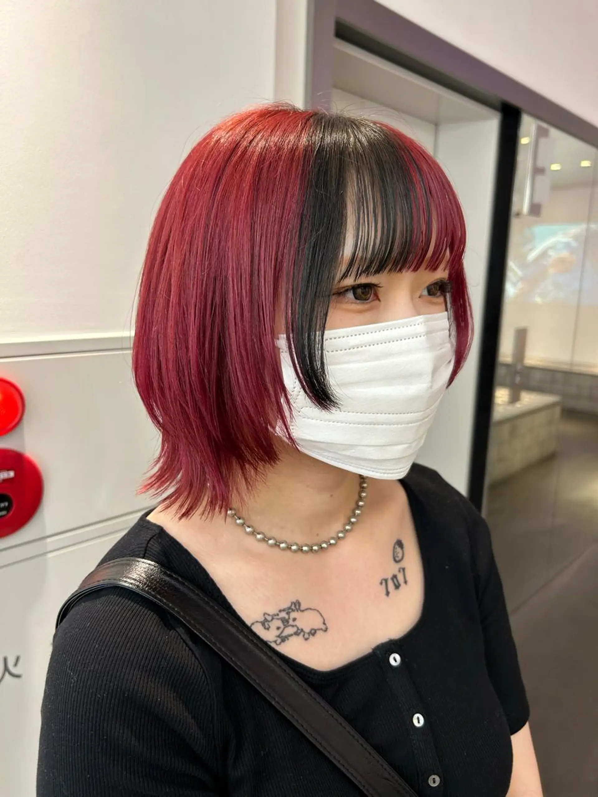 ミディアム ミディアムパーマ ボブ 髪質改善 レイヤーカット ヘアカラー トリートメント MiRI💜地毛級 エクステ✖似合わせ技のヘアスタイル