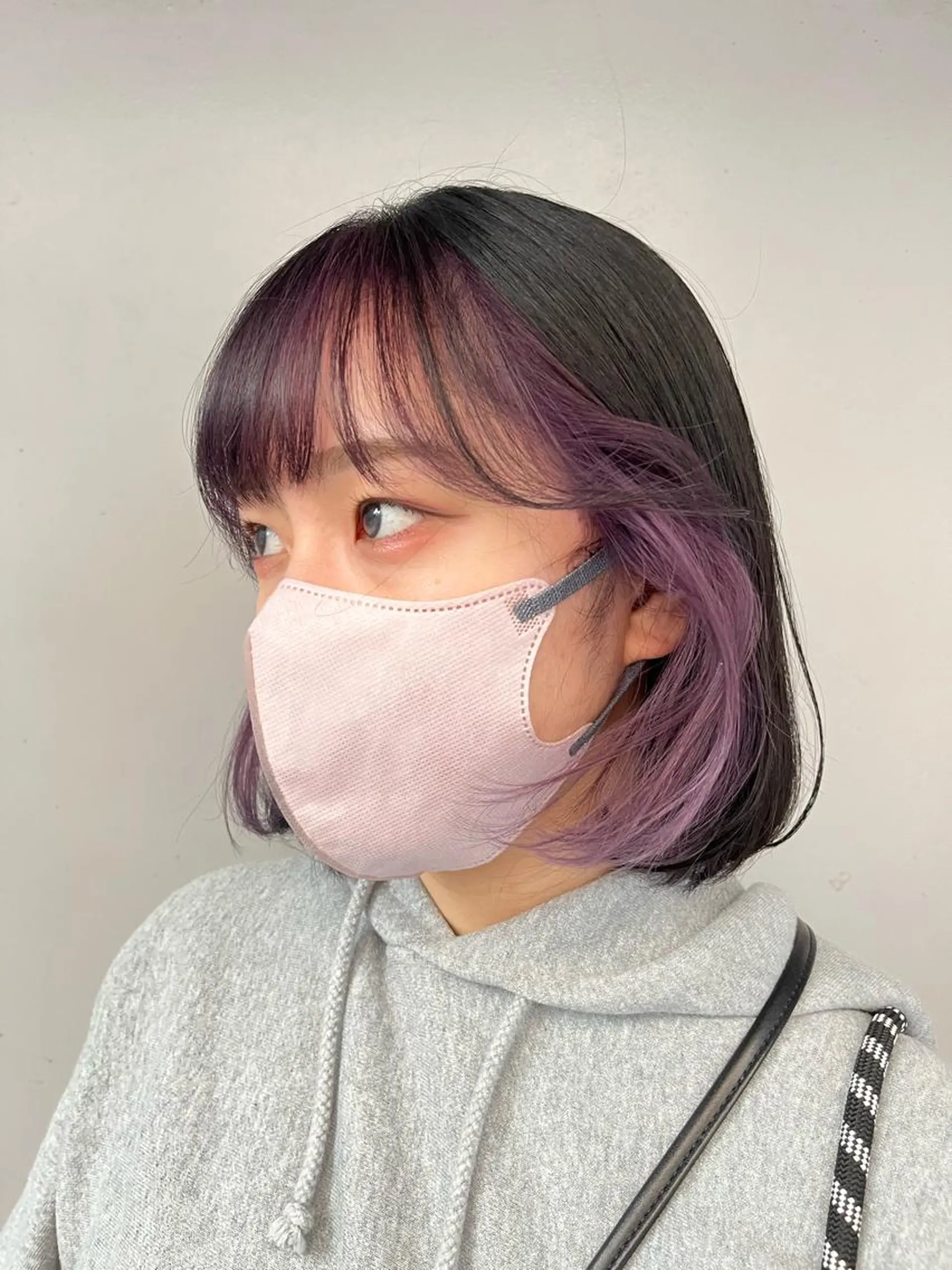 カラー ラベンダーカラー こまつばらみお/レイ ヤー/ダブルカラーのヘアスタイル