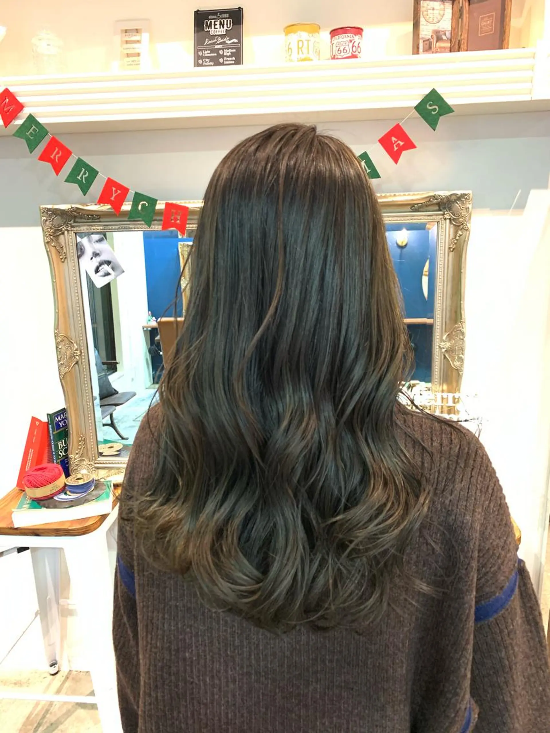 セミロング ヘアカラー トリートメント ヘッドスパ ヘアセット 大宮/山口 竣也のヘアスタイル