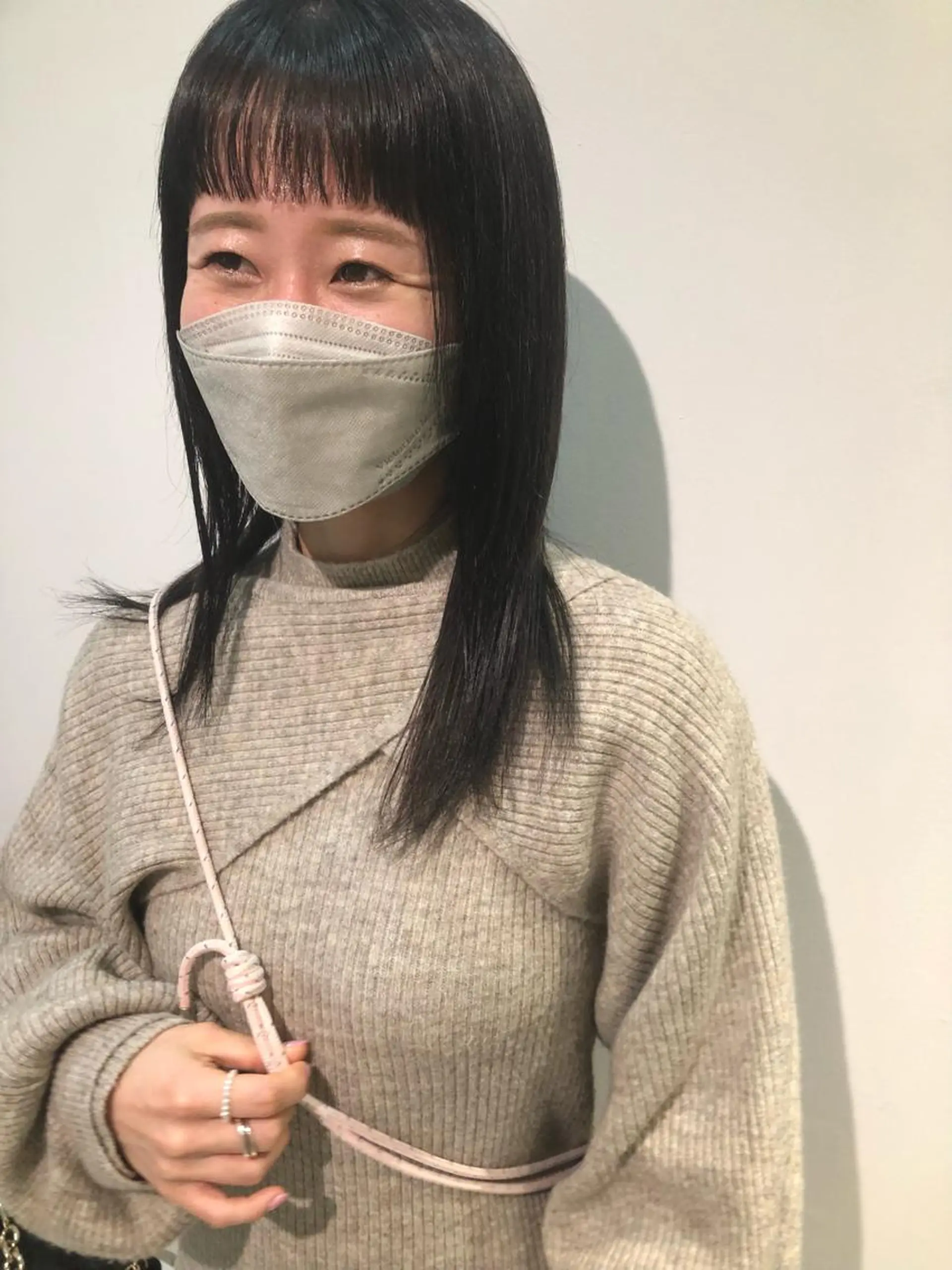 セミロング カラー ダークグレー オン眉 カット ヘアカラー レイヤー/お顔まわり 暖色カラー🍑Amiのその他イメージ