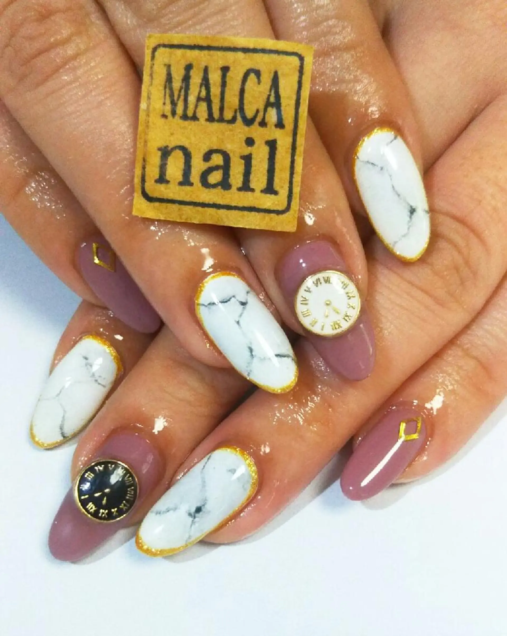 ネイル MALCAnail(マルカネイル)所属・荒木 莉奈のネイルデザイン