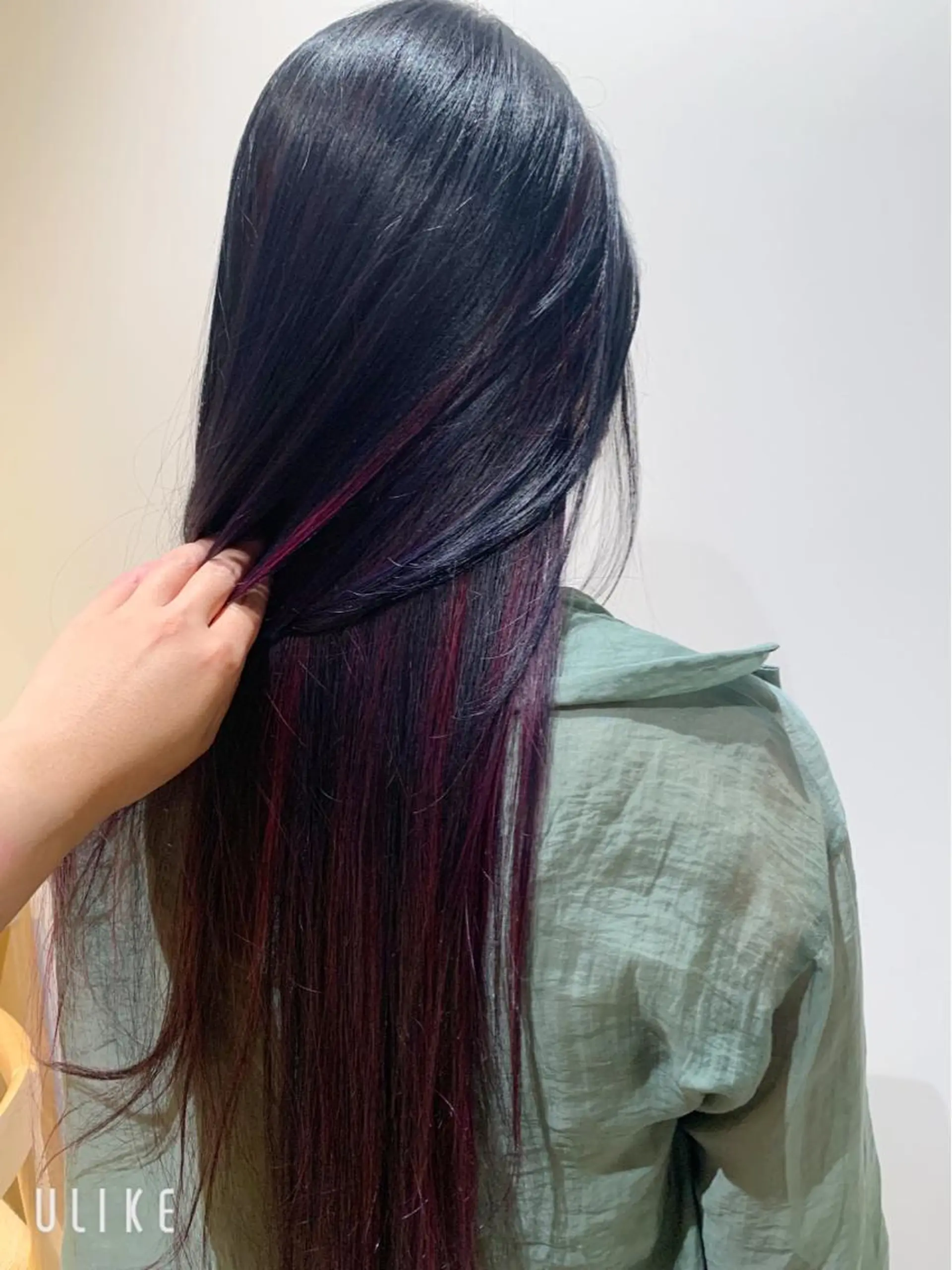 ロング カラー アッシュ アッシュグレー ハイライトカラー ハイライト GO TODAY SHAiRE SALON 梅田店所属・3ヶ月持ちが良い ボブ/ショートのヘアスタイル